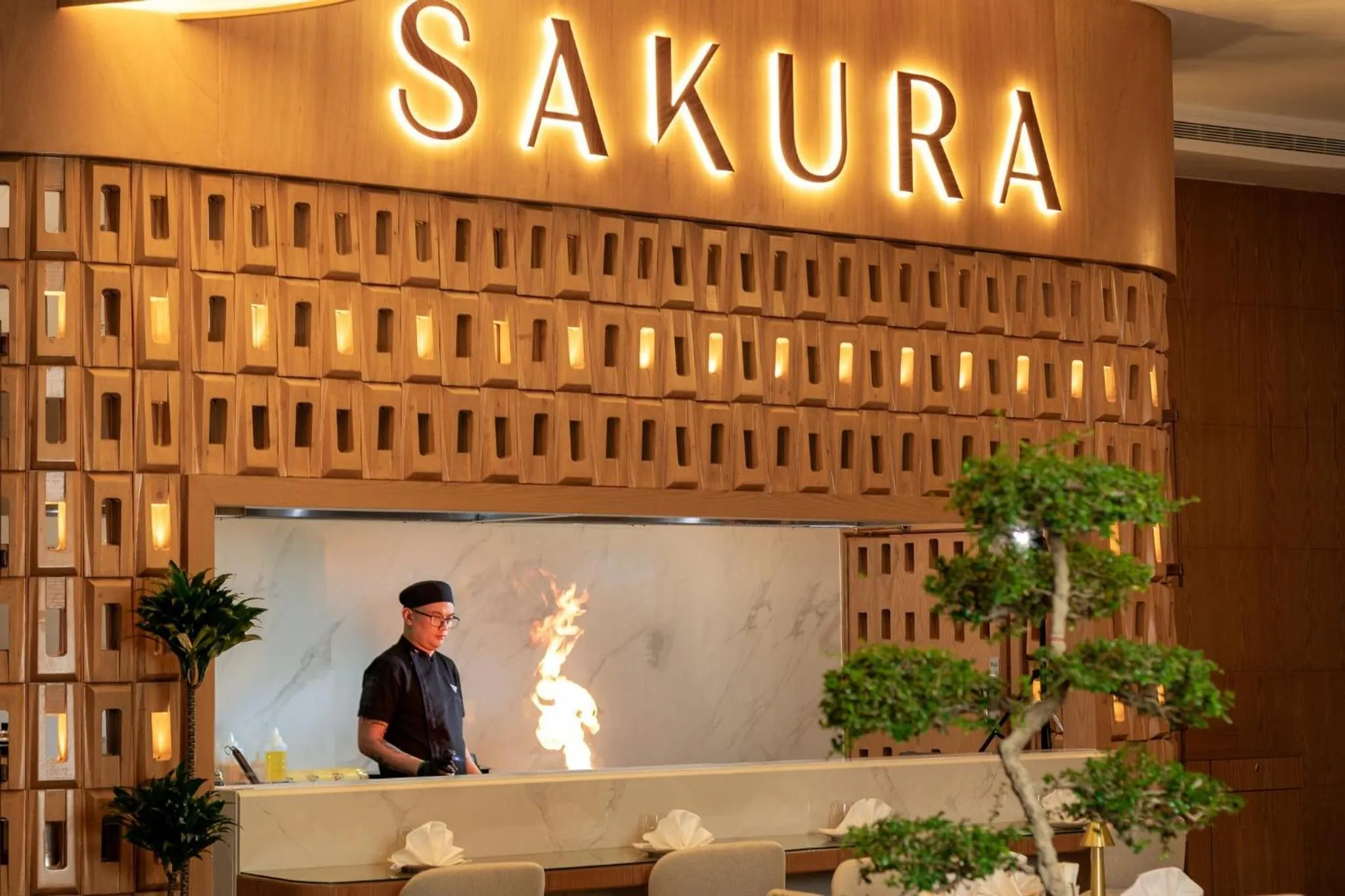 Restaurant/places to eat in Holiday Inn Kuwait by IHG