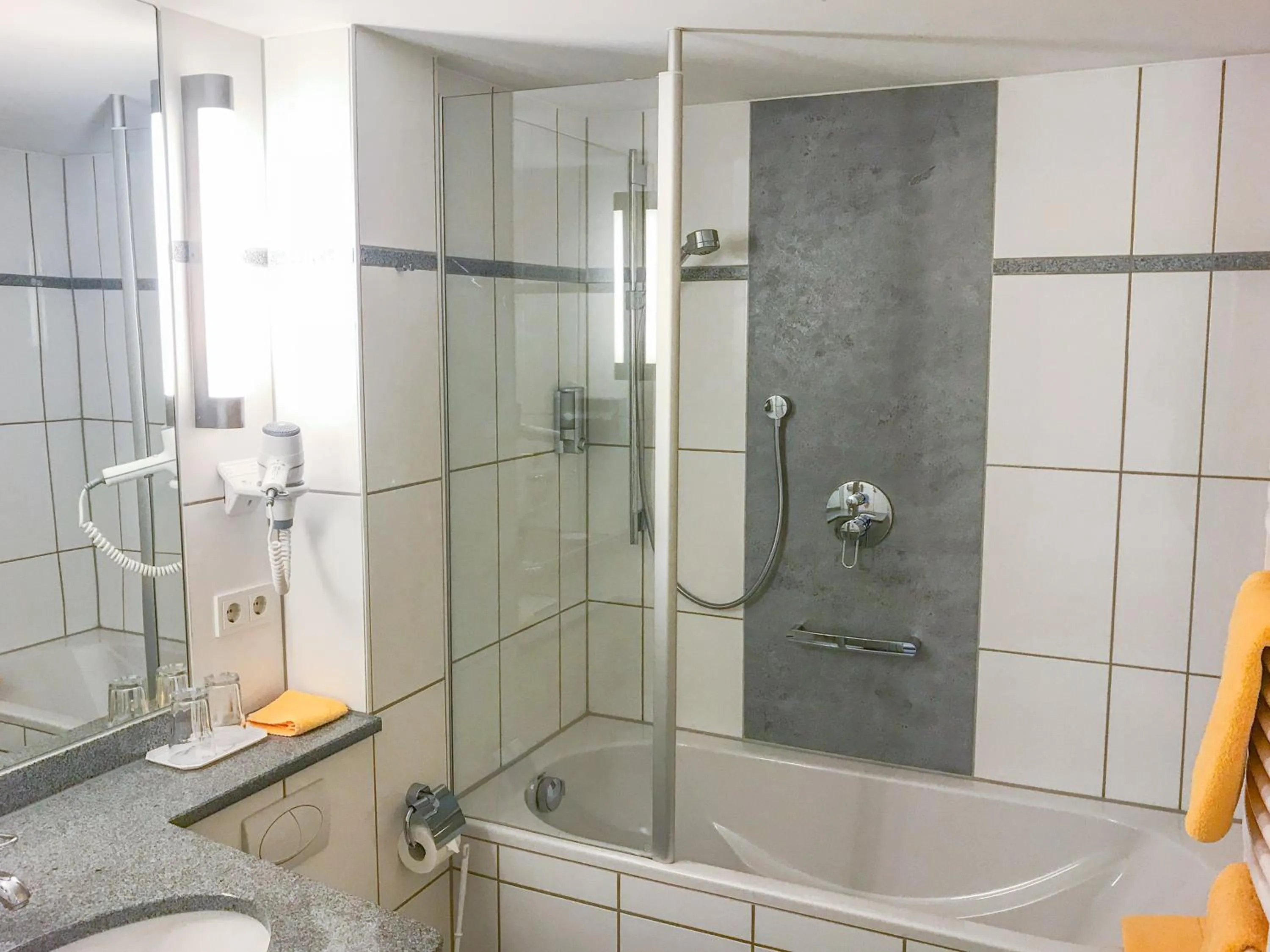 Bathroom in Hotel Birkenhof