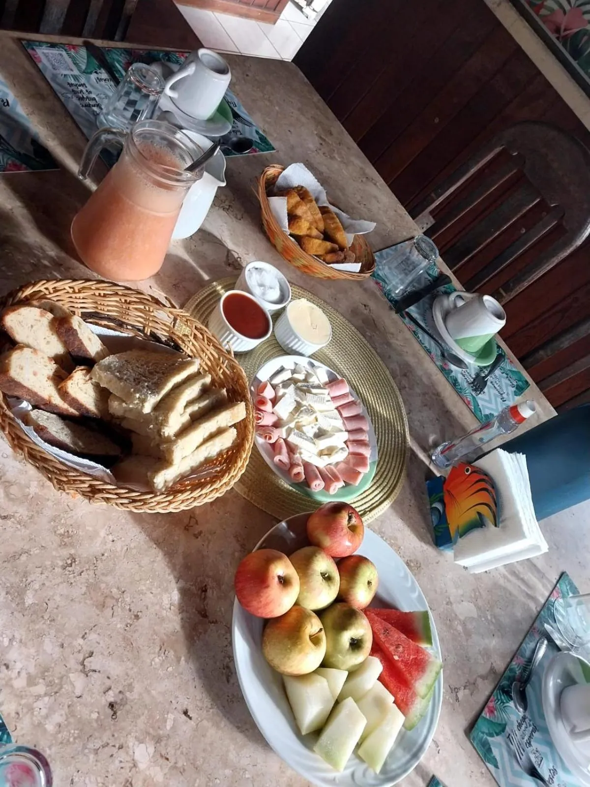 Breakfast in Namorada Brava Guest House