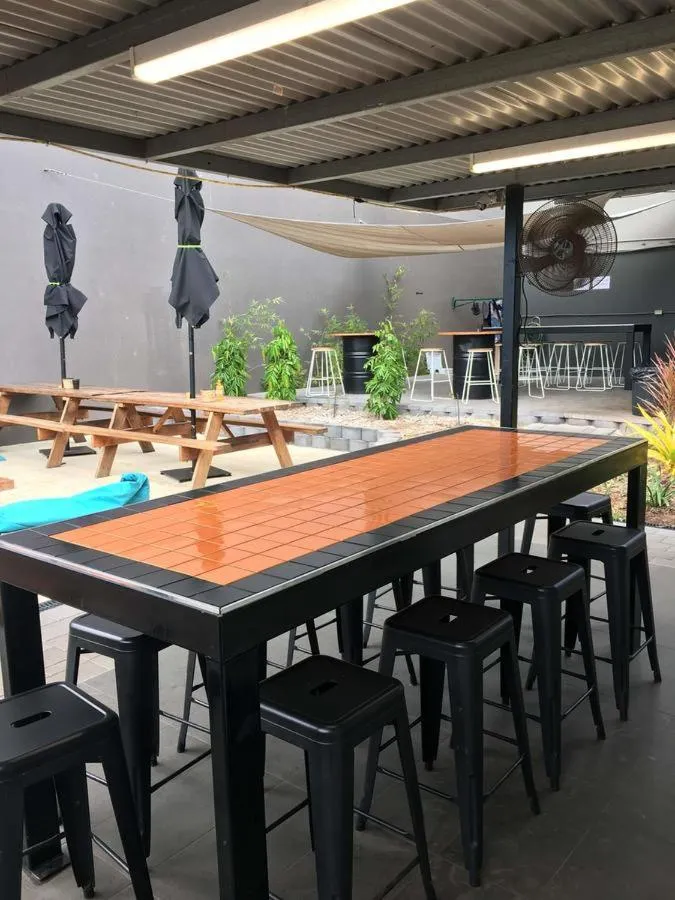 Lounge or bar in The Cozy Hostel - Motel