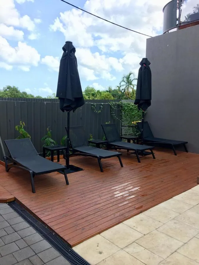 Patio in The Cozy Hostel - Motel