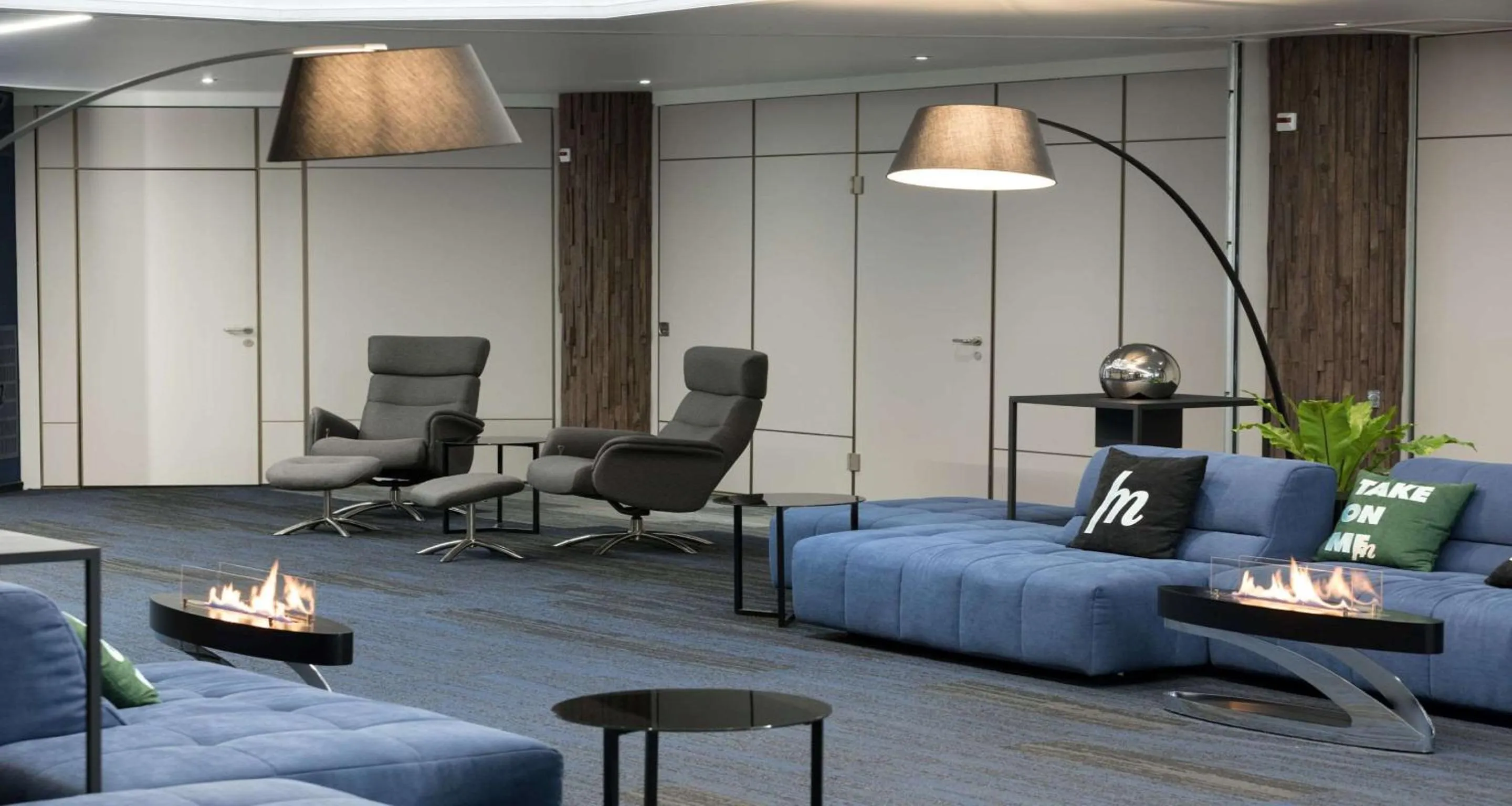 Lobby or reception in SeePark Hotel Murten