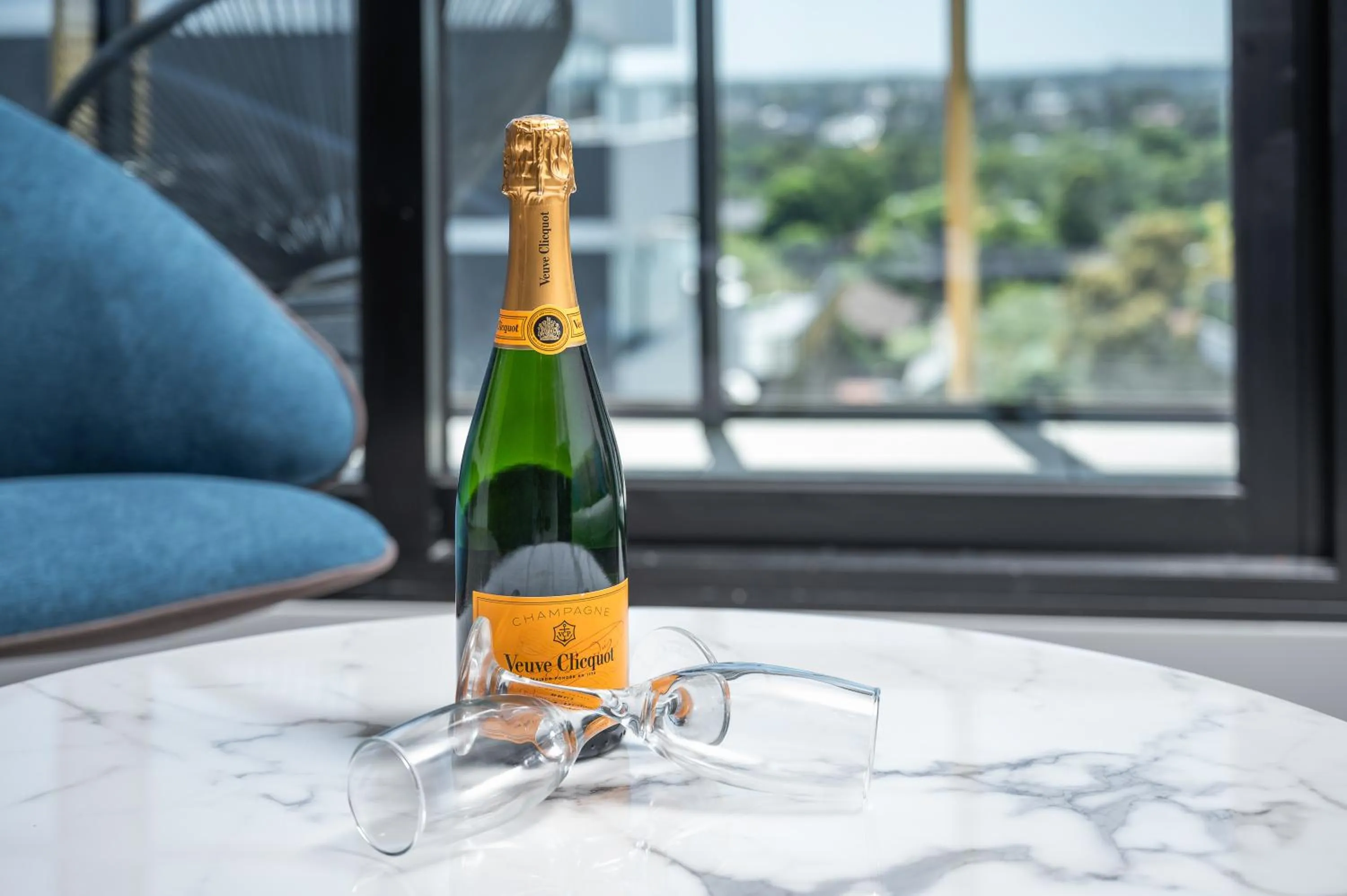 Alcoholic drinks in Oros Hotel and Apartments