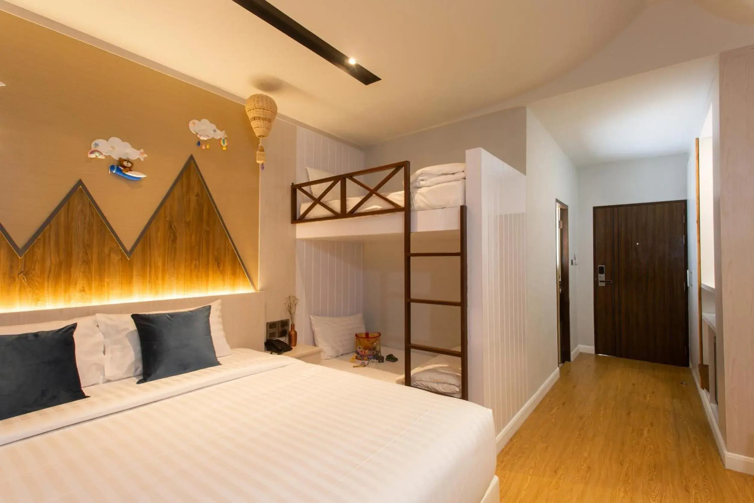 Family Room with Pool Access in The Canale Samui Resort Family Room with Pool Access in The Canale Samui Resort