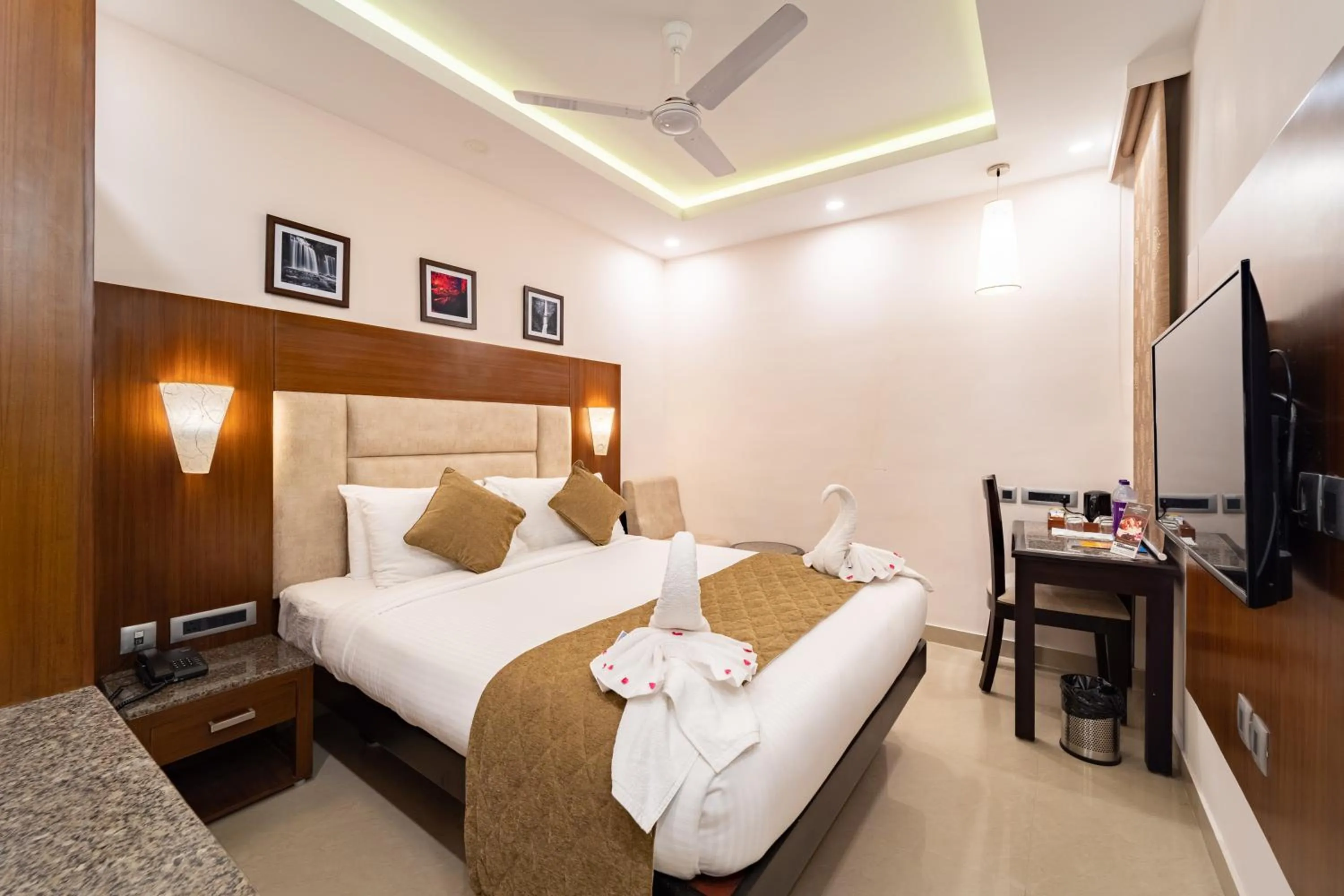 Bedroom, Bed in La Grrande Malar - The Boutique Hotel Pondicherry