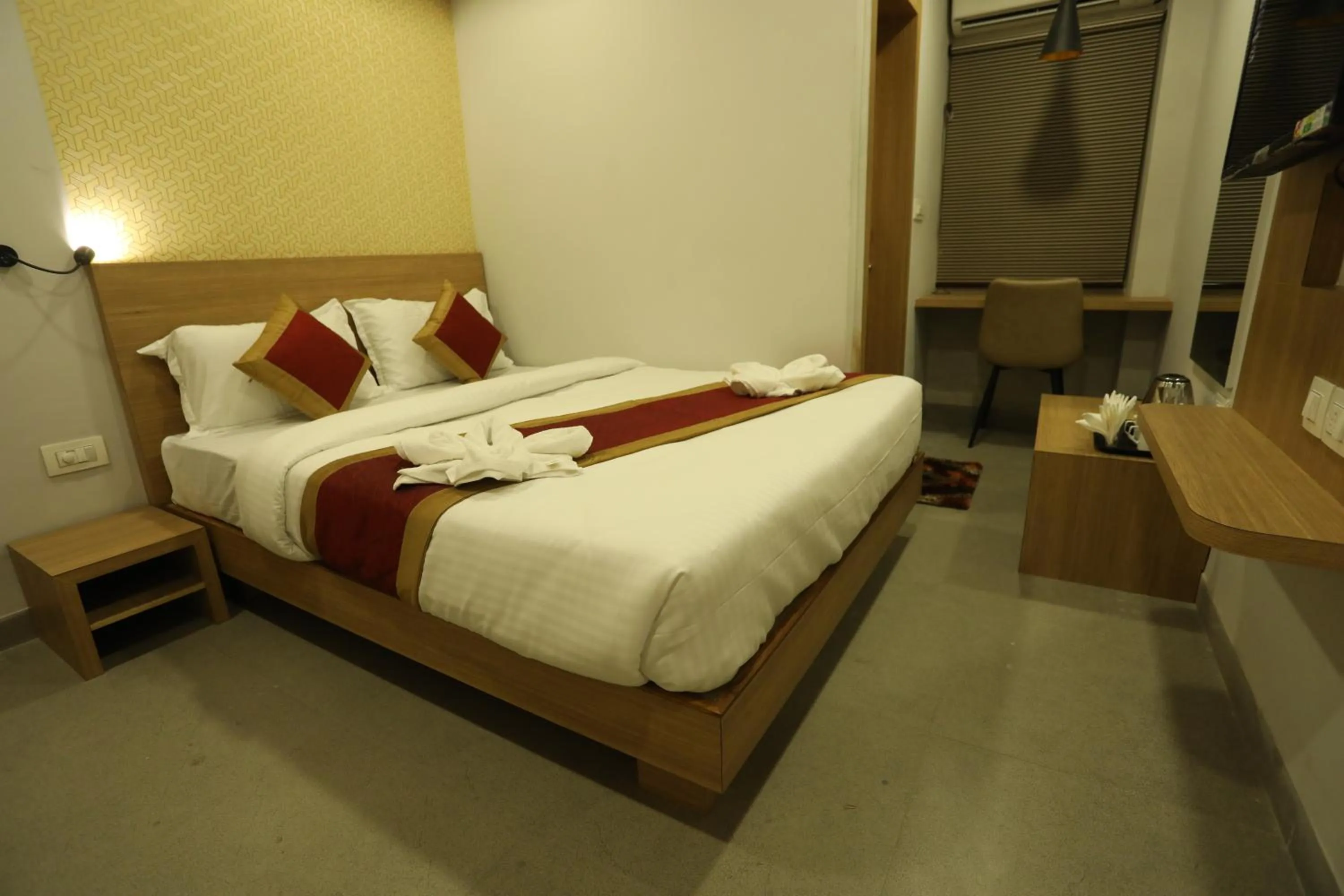 Bedroom, Bed in VIPs Hotel Olive