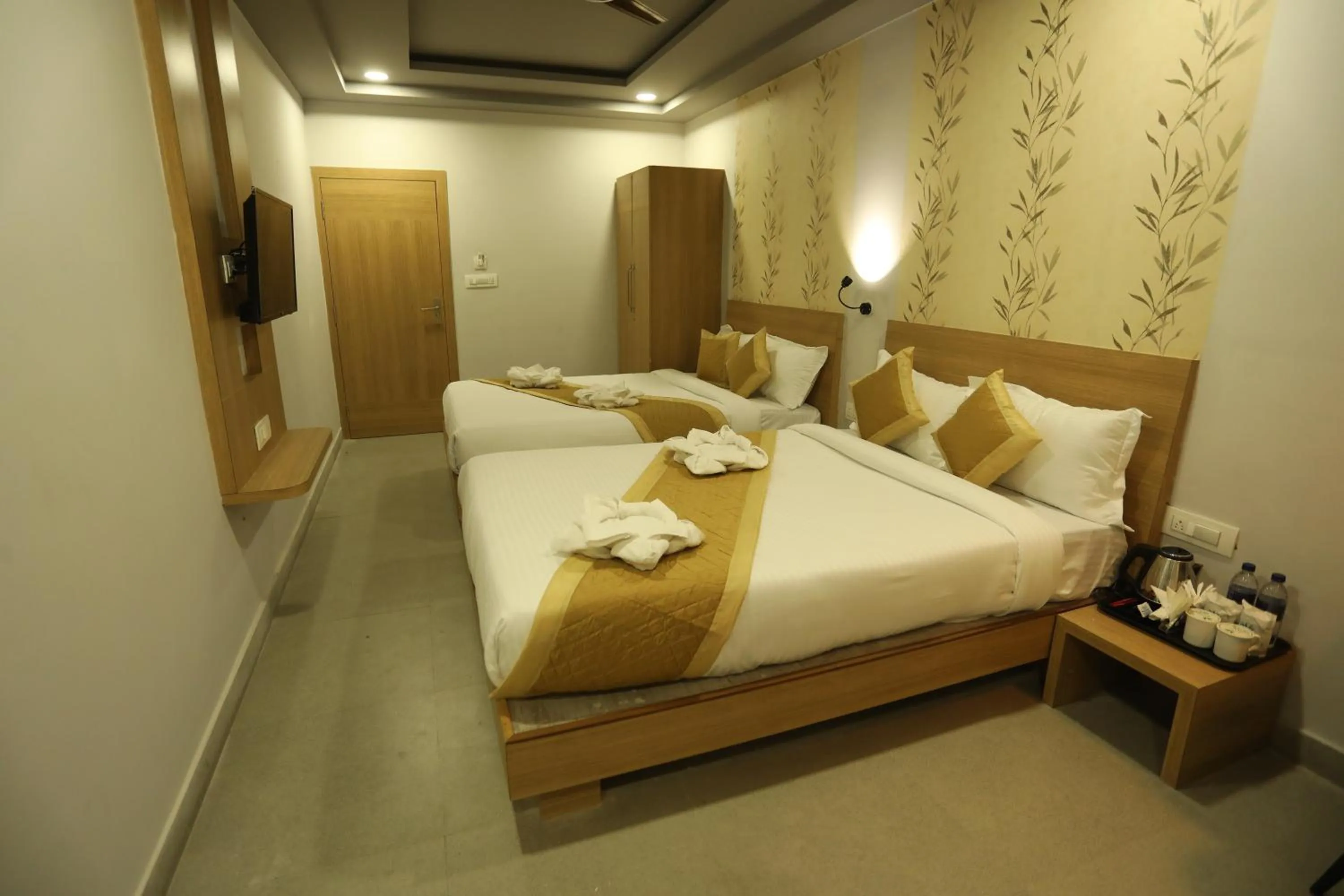 Photo of the whole room, Bed in VIPs Hotel Olive