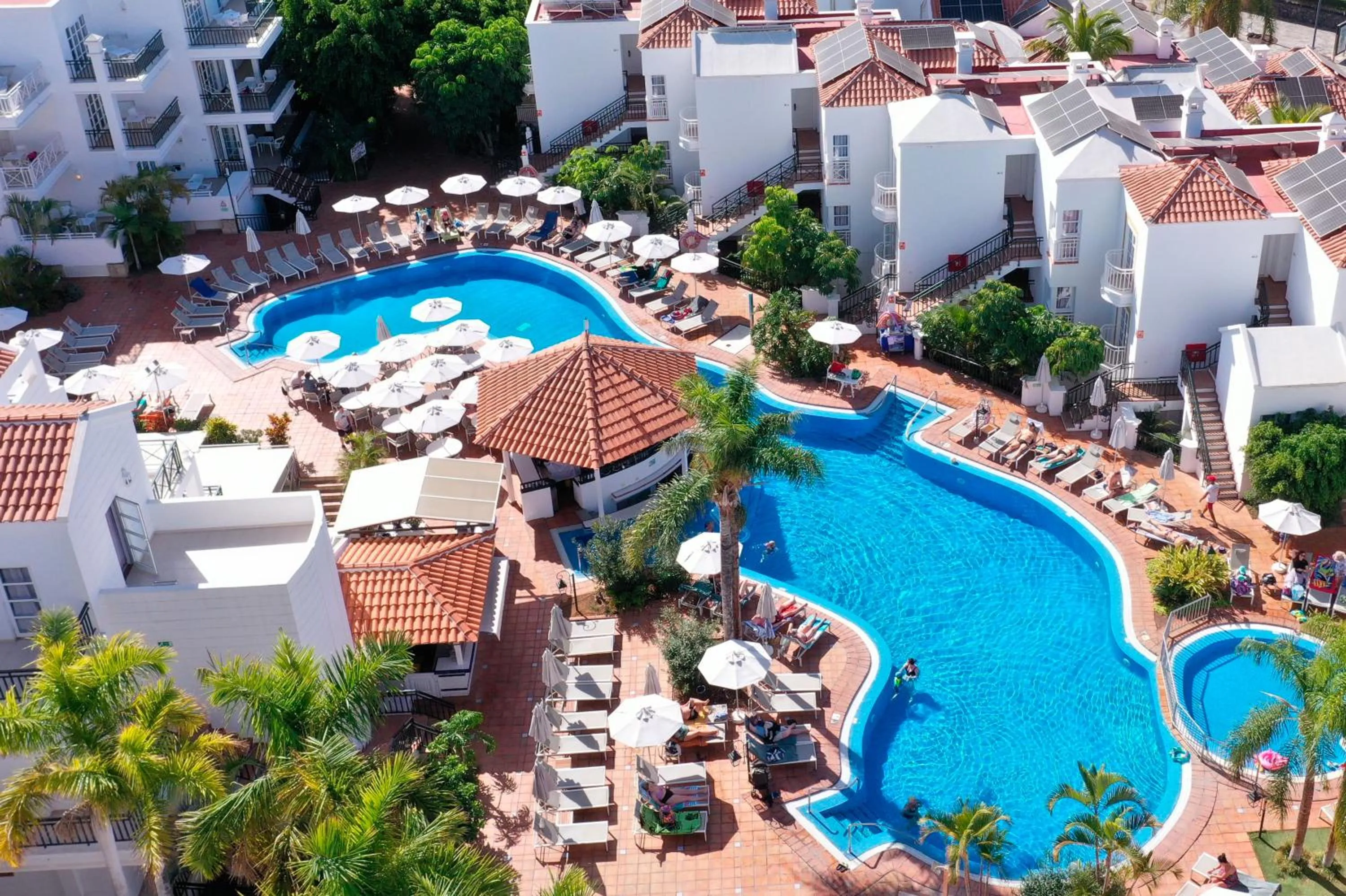 Property building in Apartamentos Parque del Sol