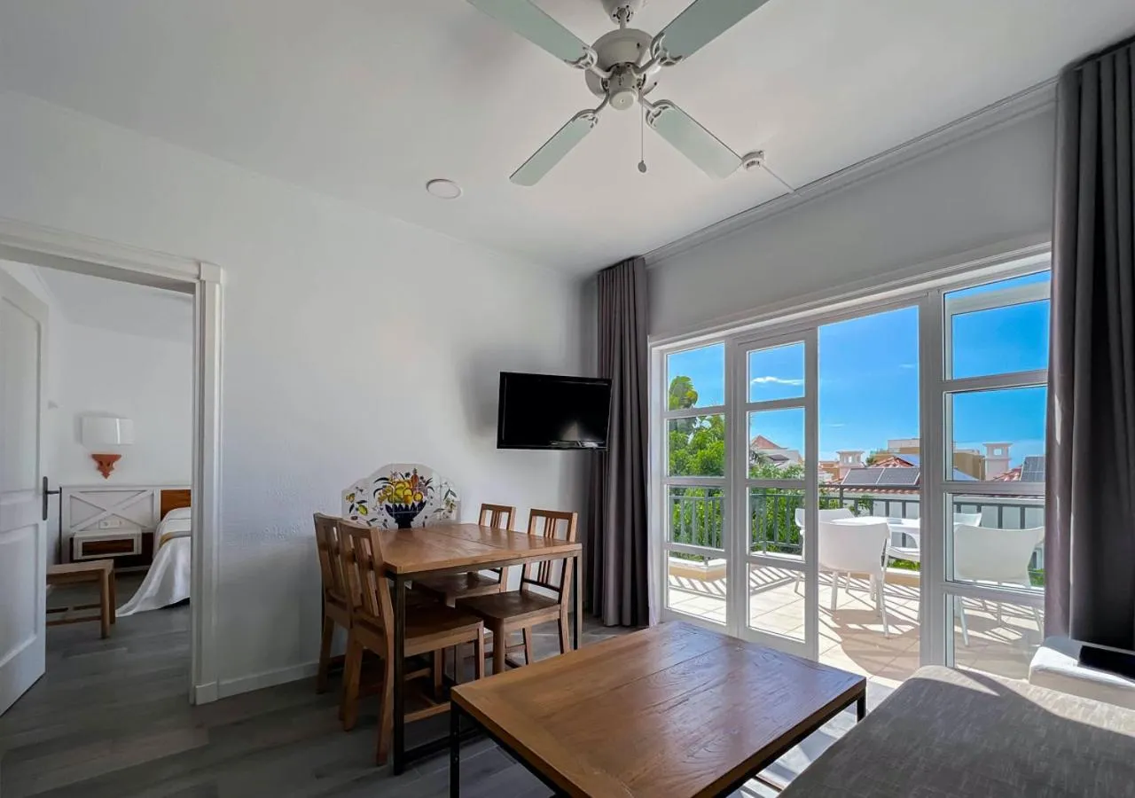 Balcony/Terrace in Apartamentos Parque del Sol