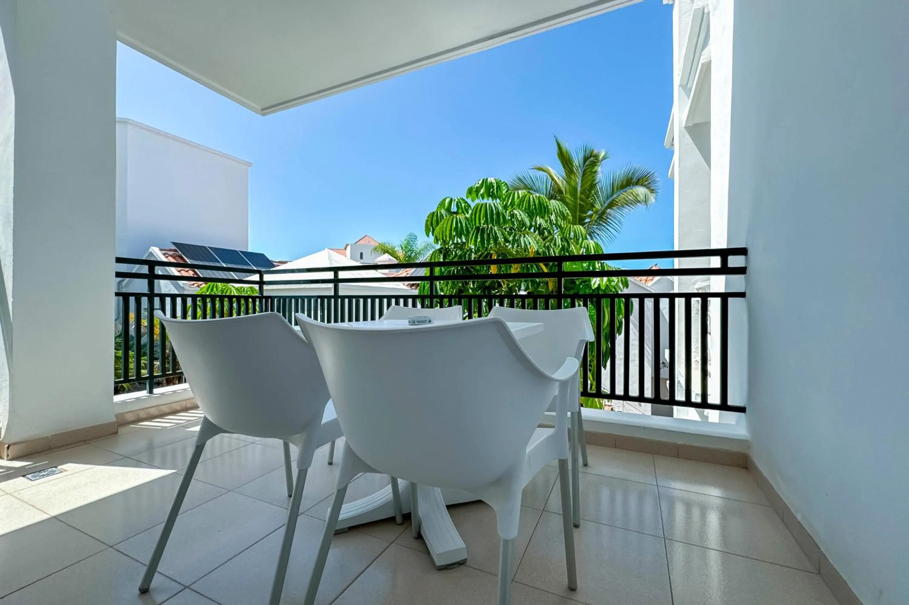Balcony/Terrace in Apartamentos Parque del Sol