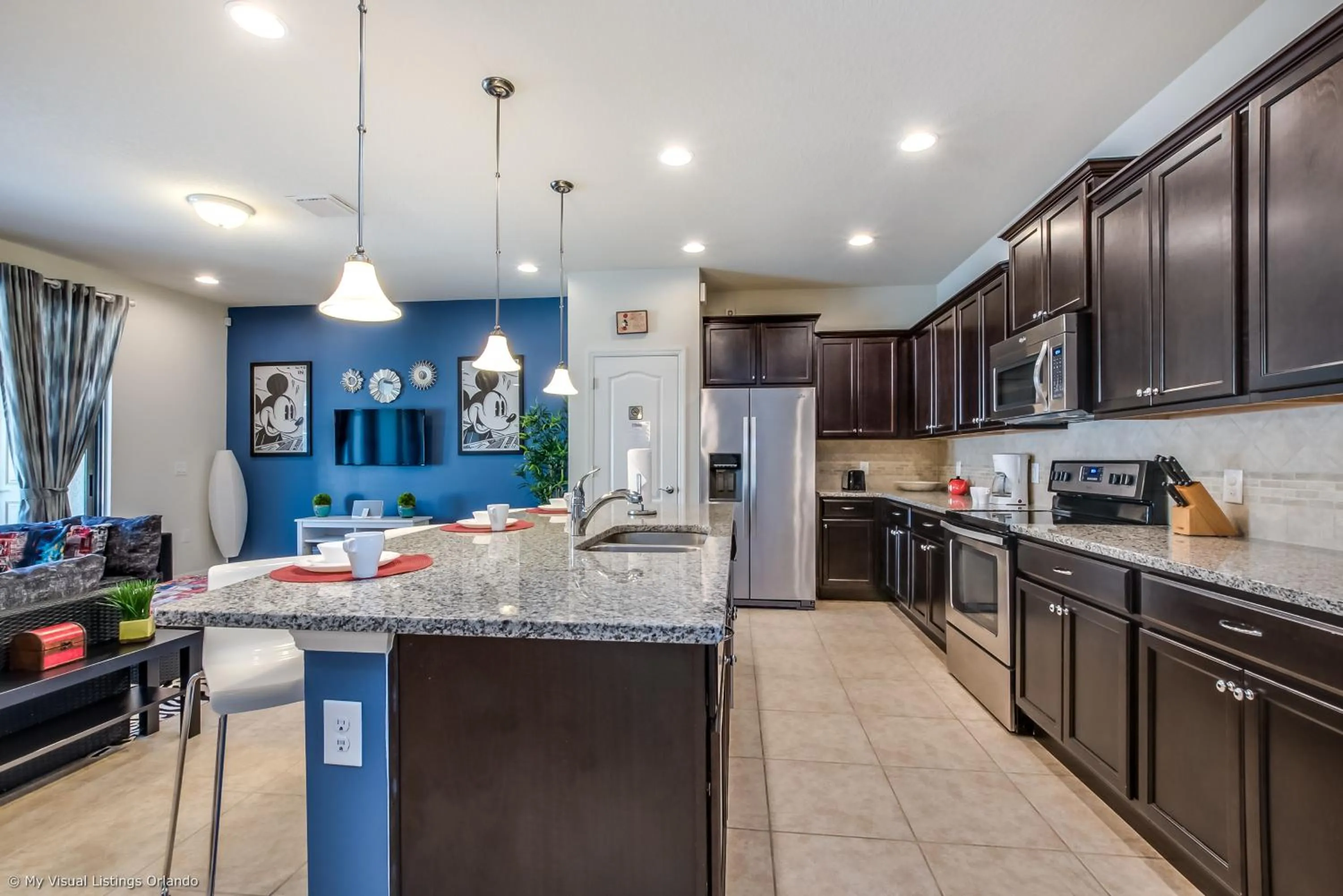 Resort Townhome wPRIVATE Pool & BBQ, near Disney