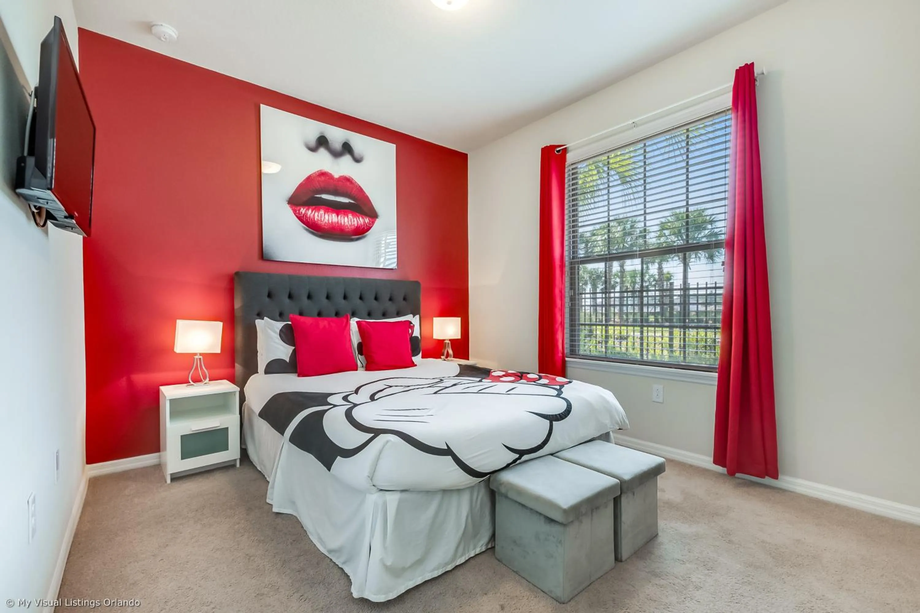 Bed in Resort Townhome wPRIVATE Pool & BBQ, near Disney