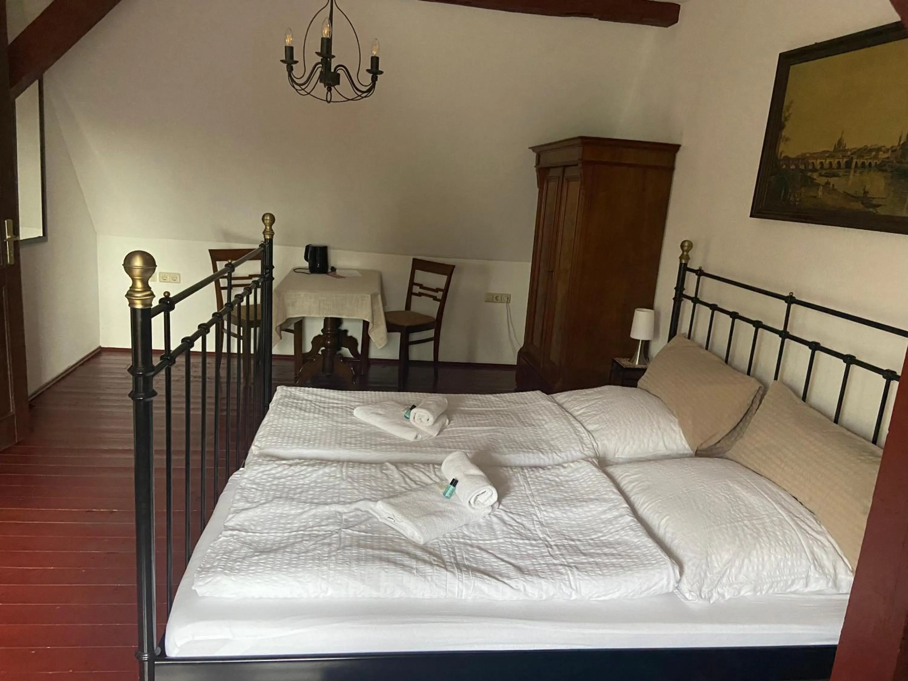 Bed in Hotel Torino Zeitz