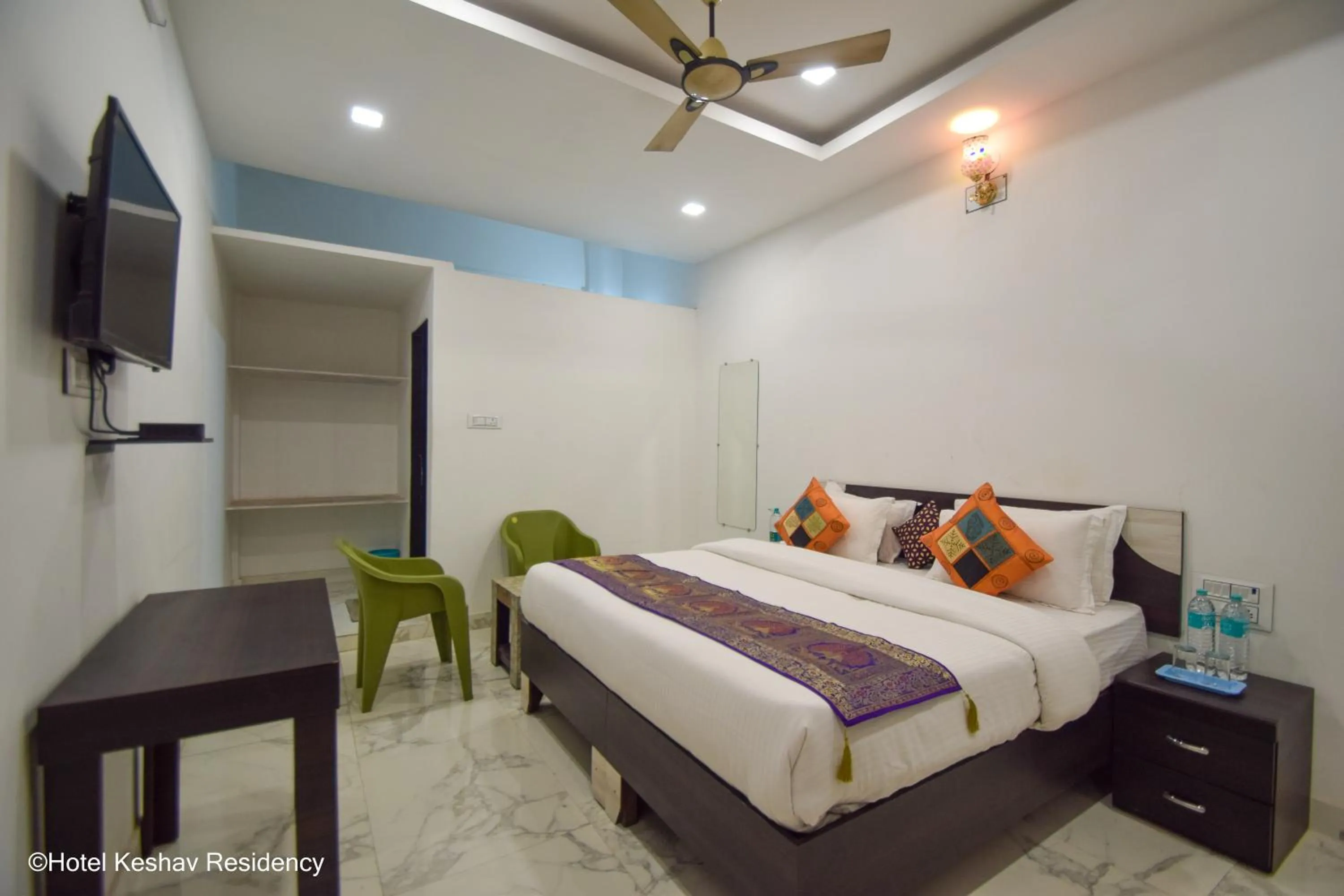 Bed in Hotel Keshav Residency