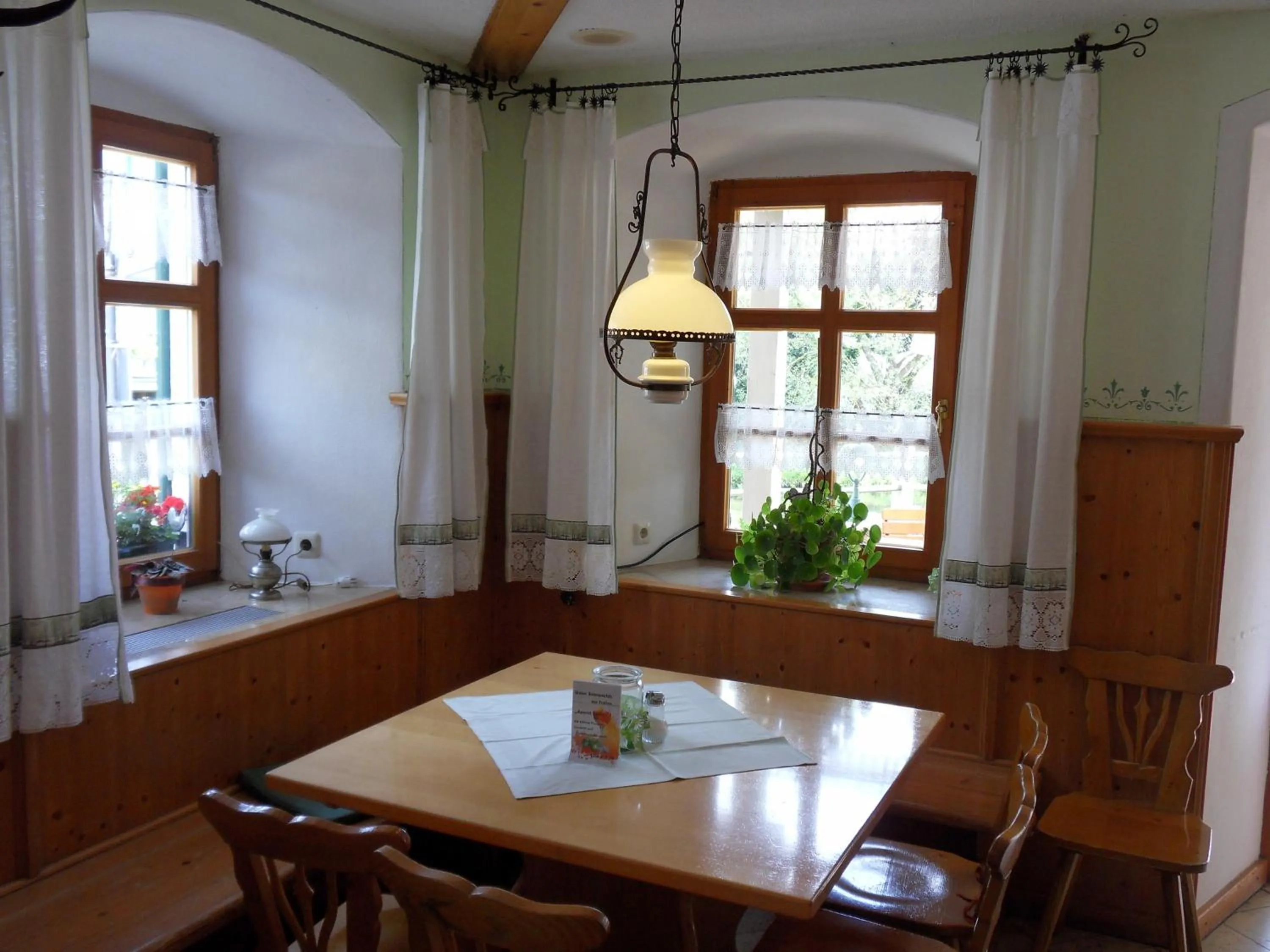 Restaurant/places to eat in Hotel zum Bräu