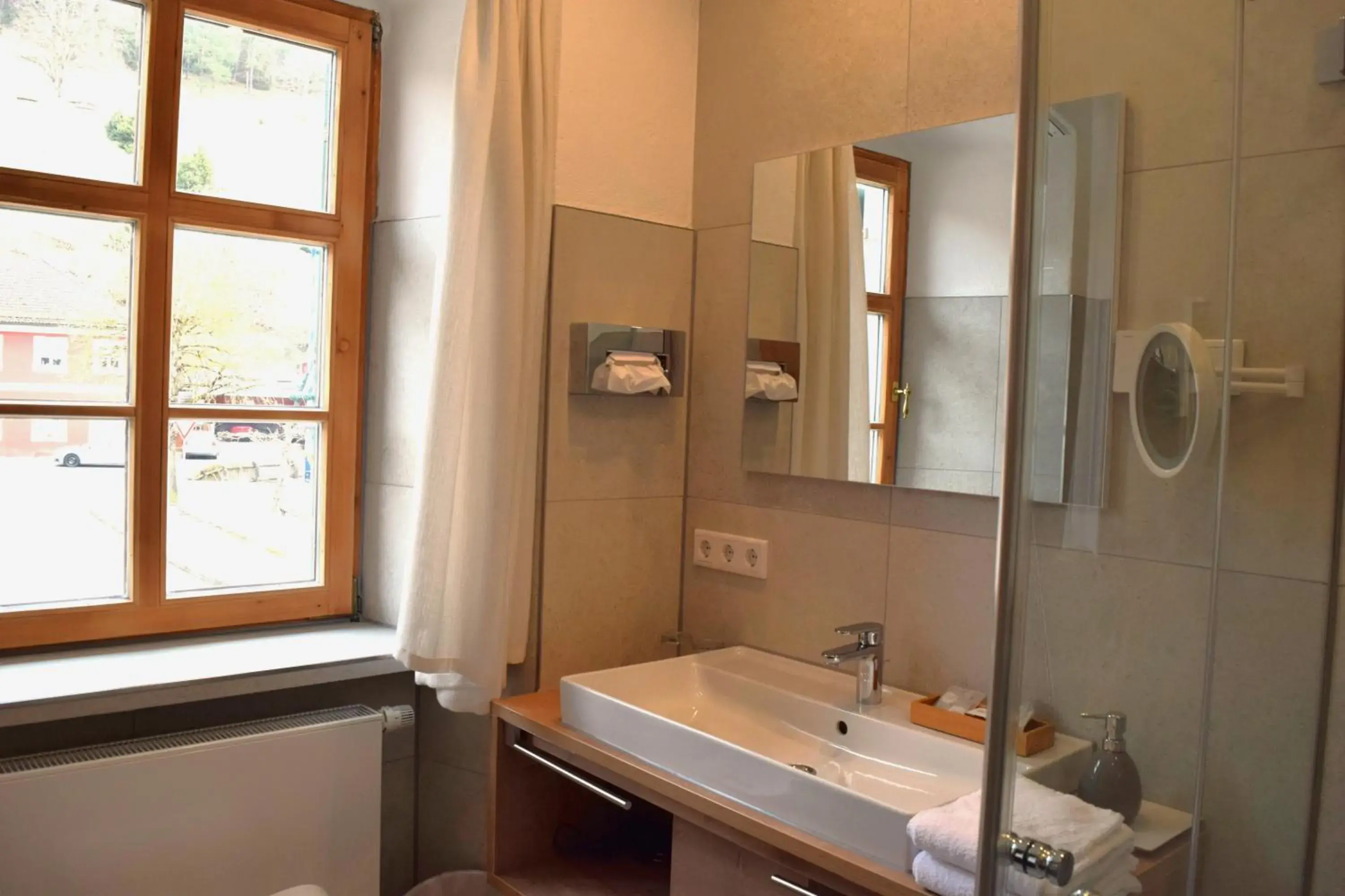 Superior Double Room - single occupancy in Hotel zum Bräu Superior Double Room - single occupancy in Hotel zum Bräu