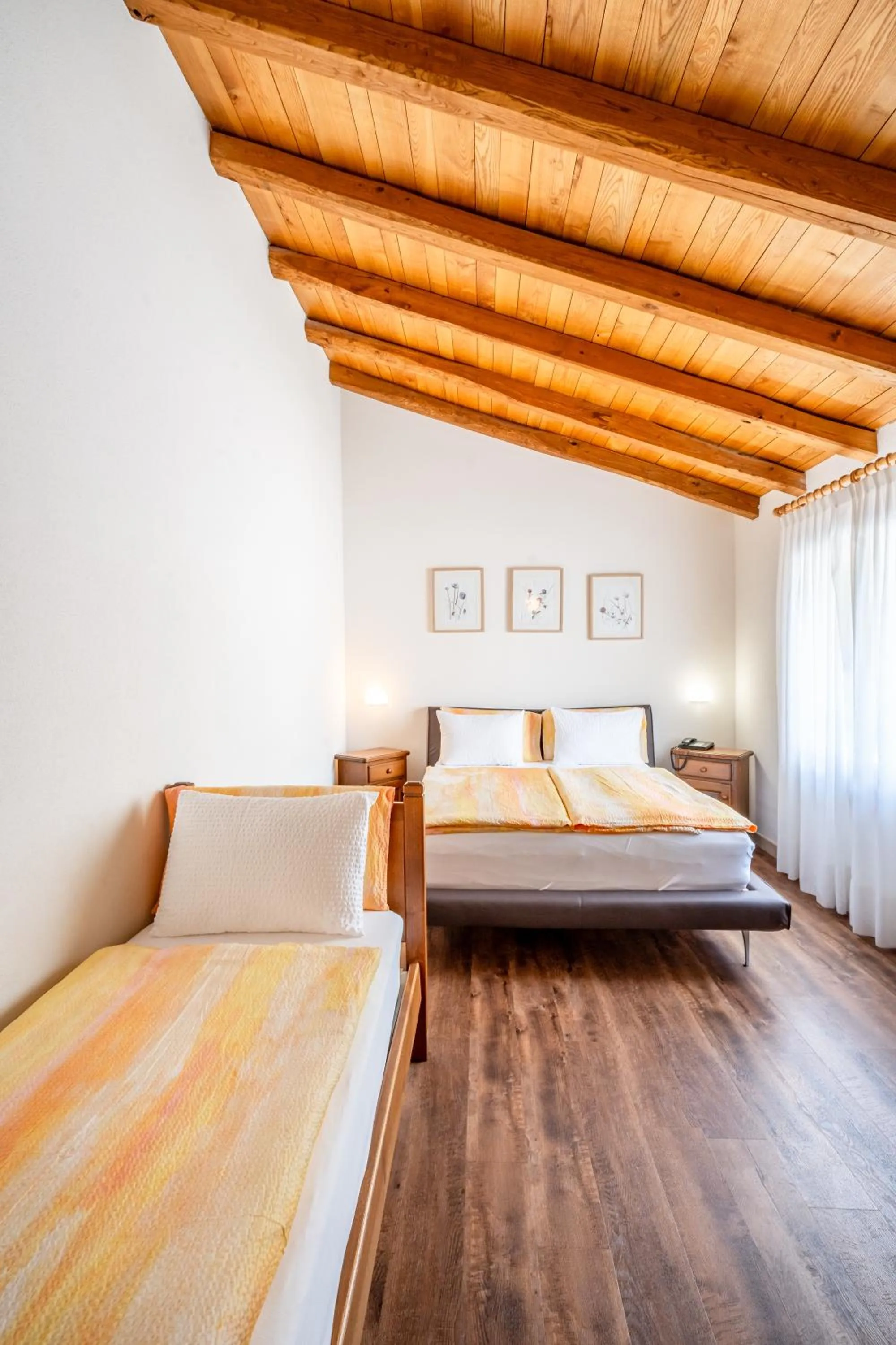 Bedroom, Bed in Hotel Il Castagno