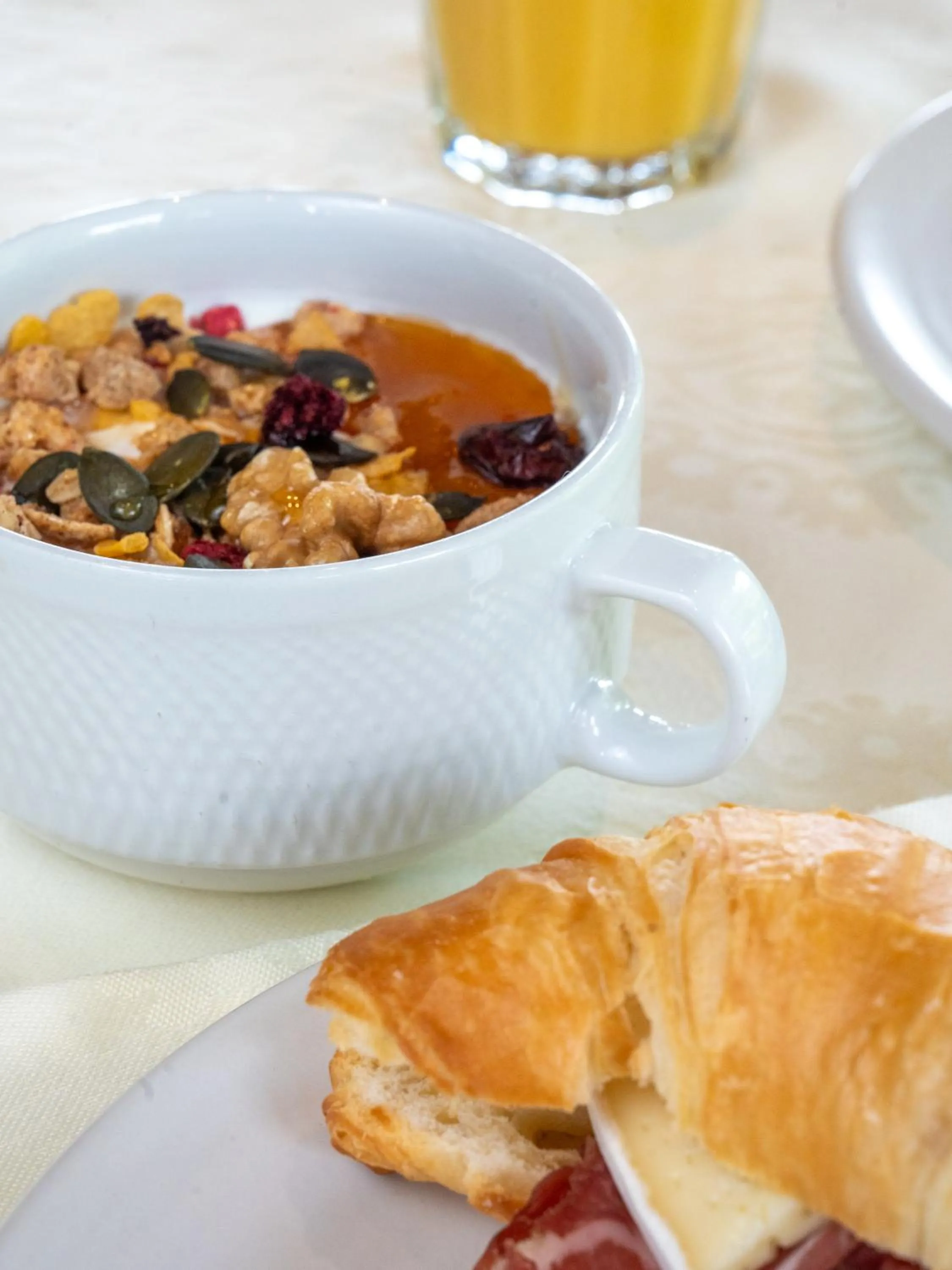 Continental breakfast in Hotel Il Castagno