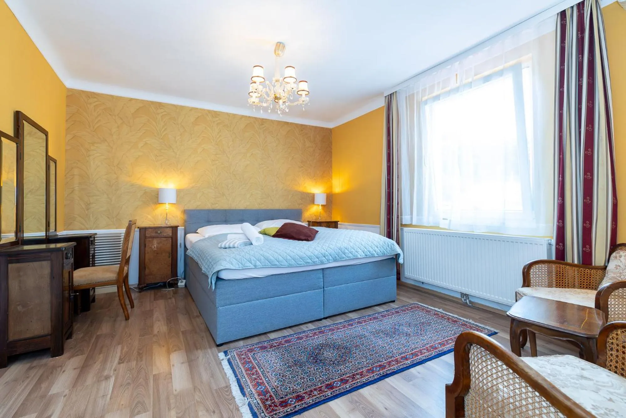 Bed in Corso, Zimmer & Cafe, Hotel Garni