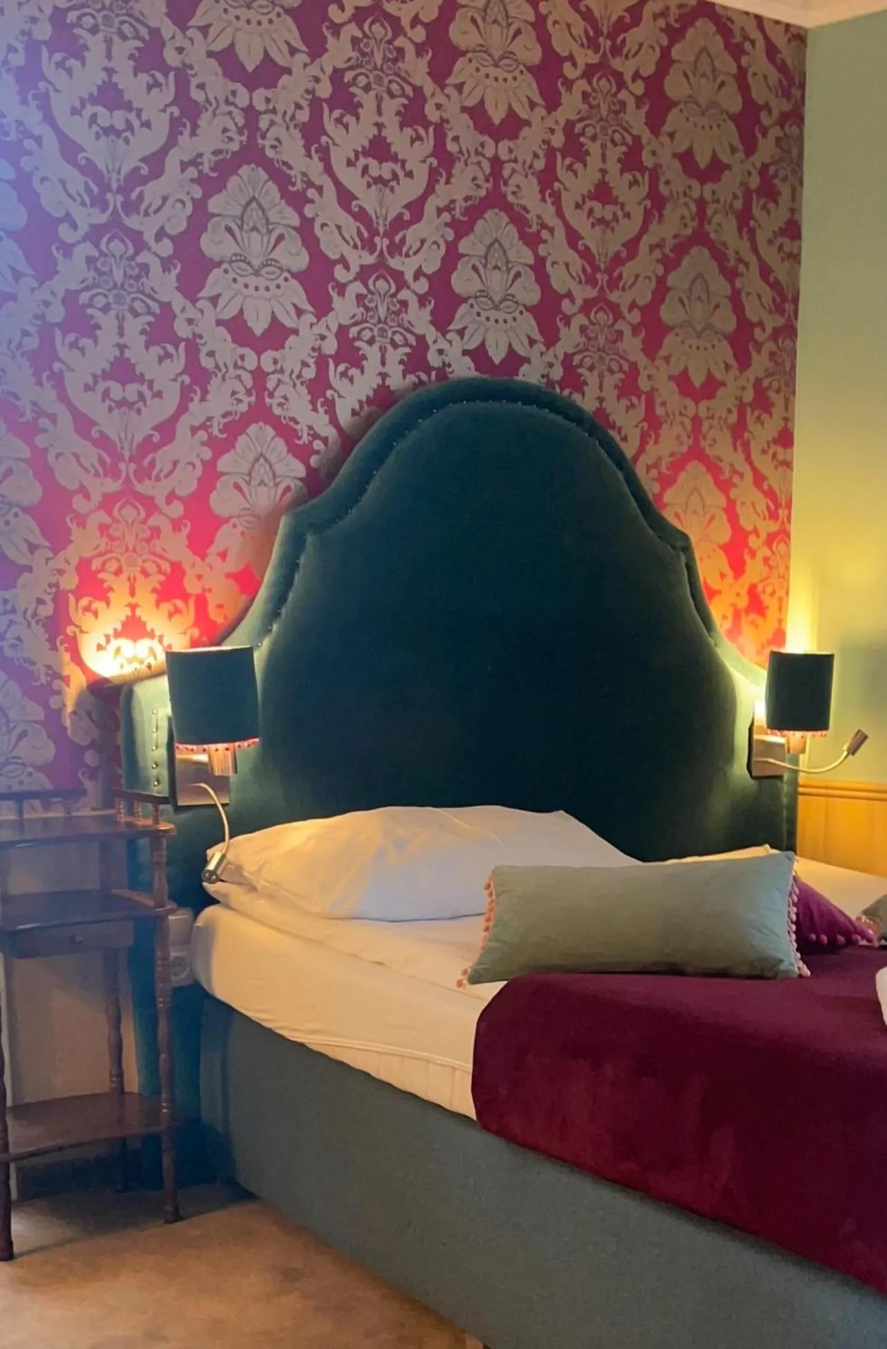 Bed in Corso, Zimmer & Cafe, Hotel Garni