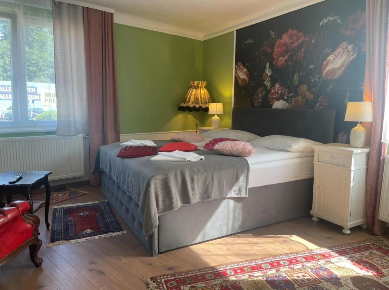 Corso, Zimmer & Cafe, Hotel Garni