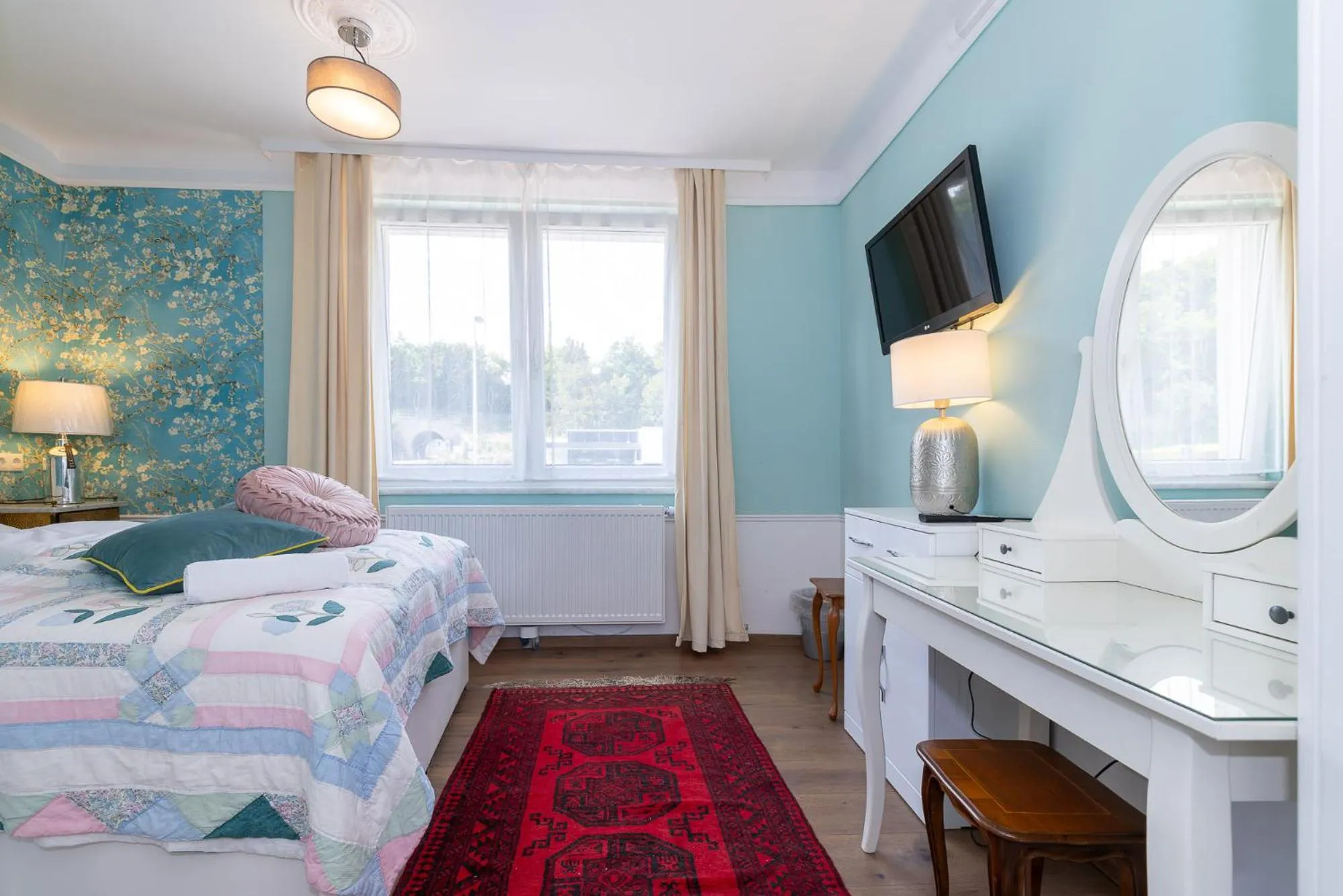 Bed in Corso, Zimmer & Cafe, Hotel Garni