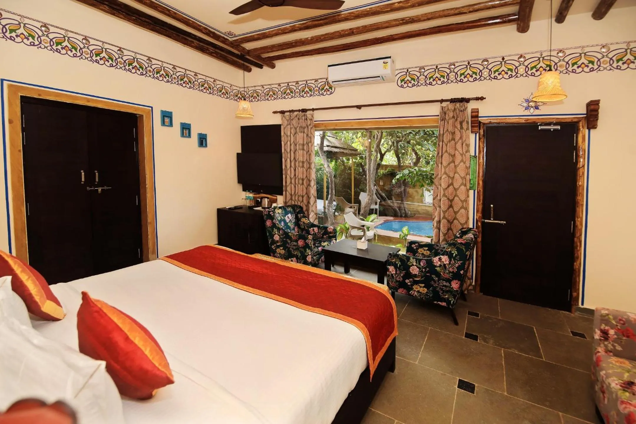 Bed in Nature Village Resort