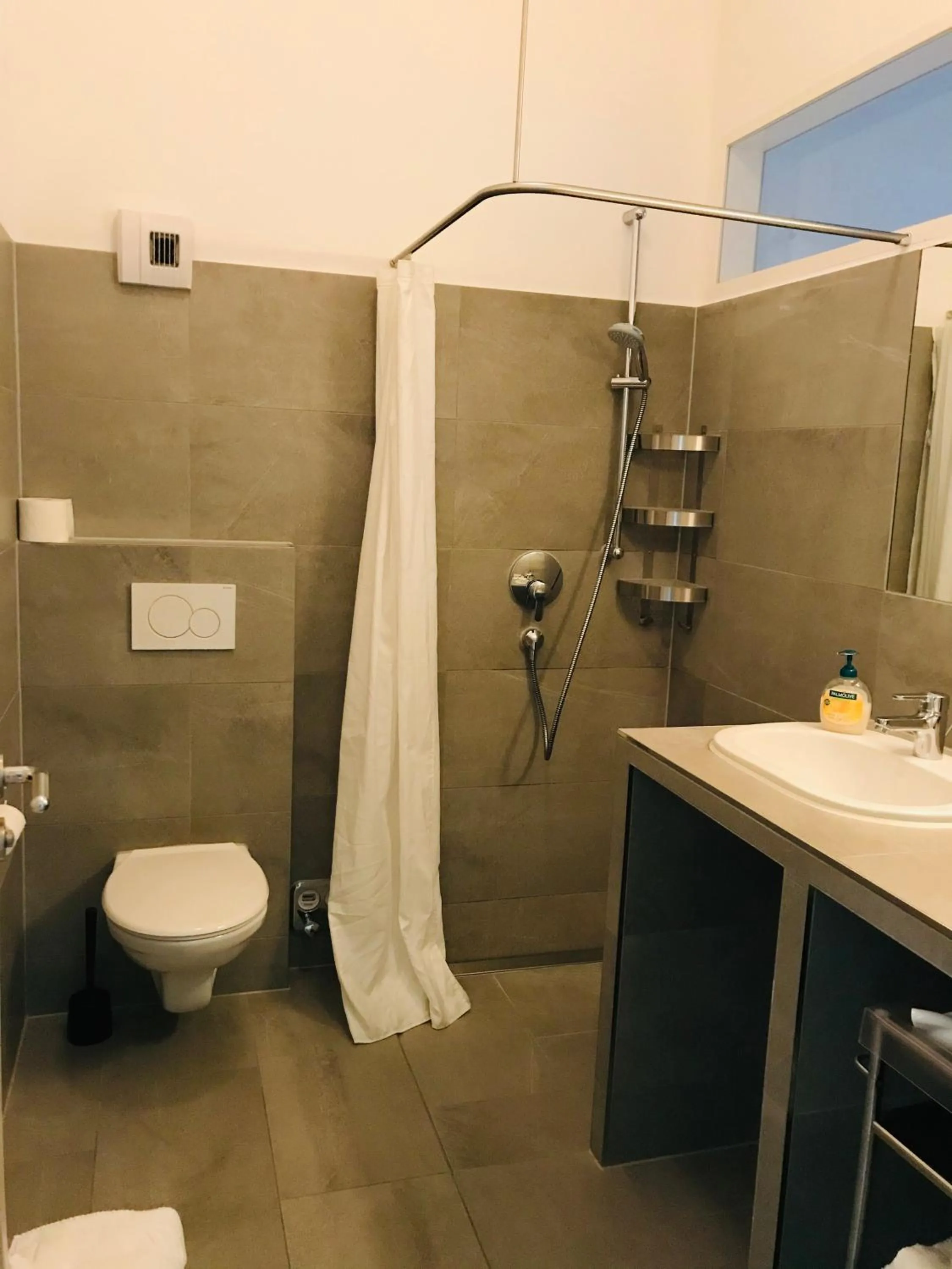 Bathroom in Ochsen Hotel Am Mehlsack