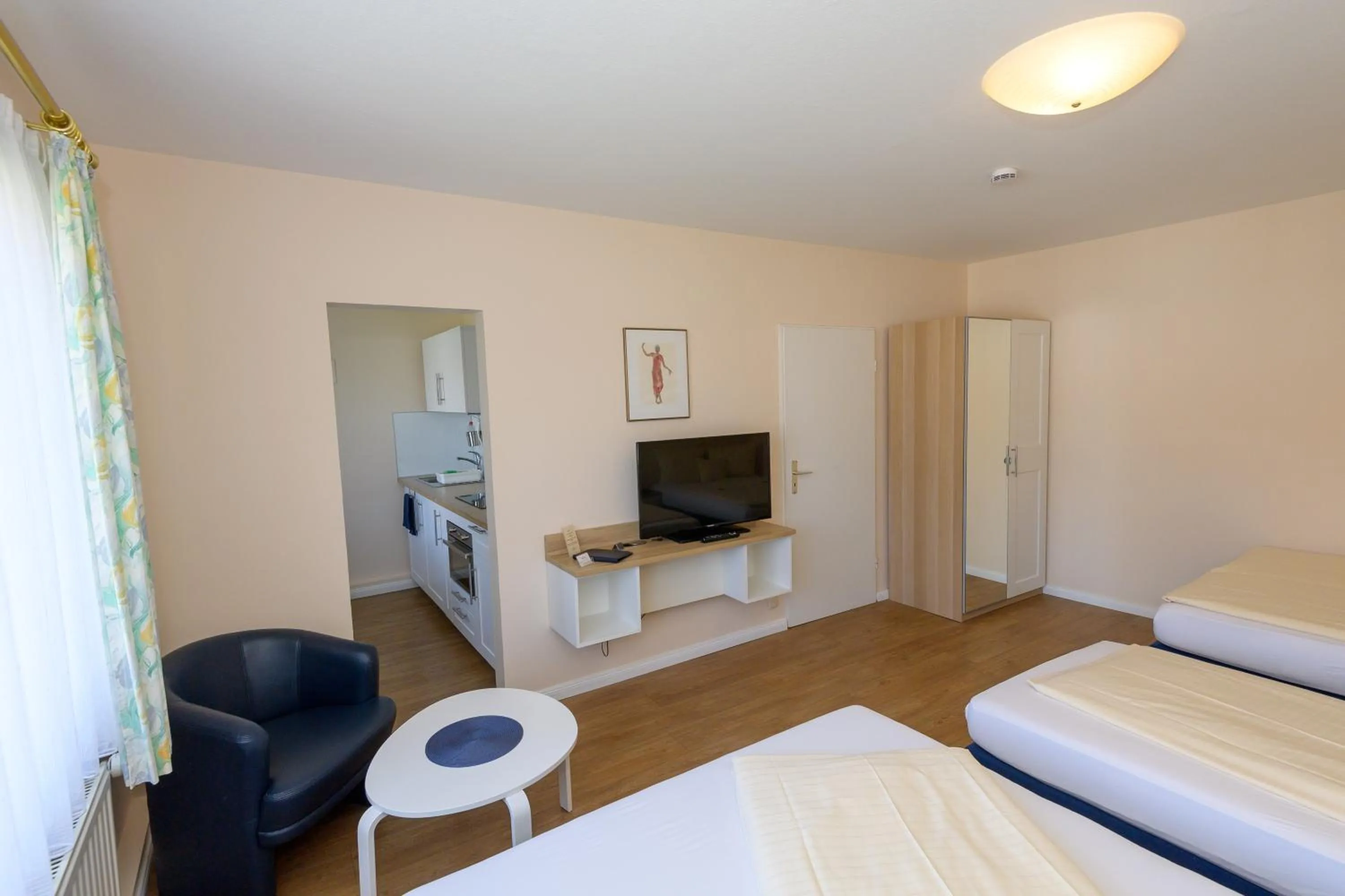 Photo of the whole room, Bed in Bremer Apartmenthotel Superior