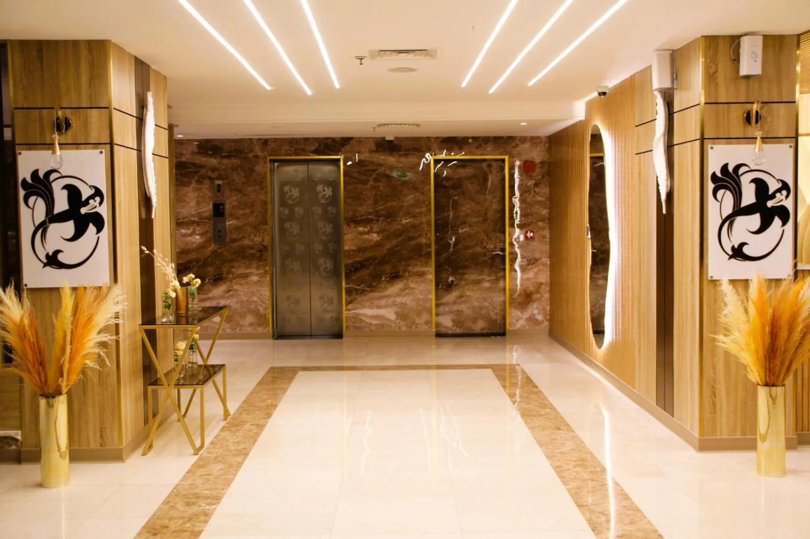 Lobby or reception in Plaza Athenee Hotel