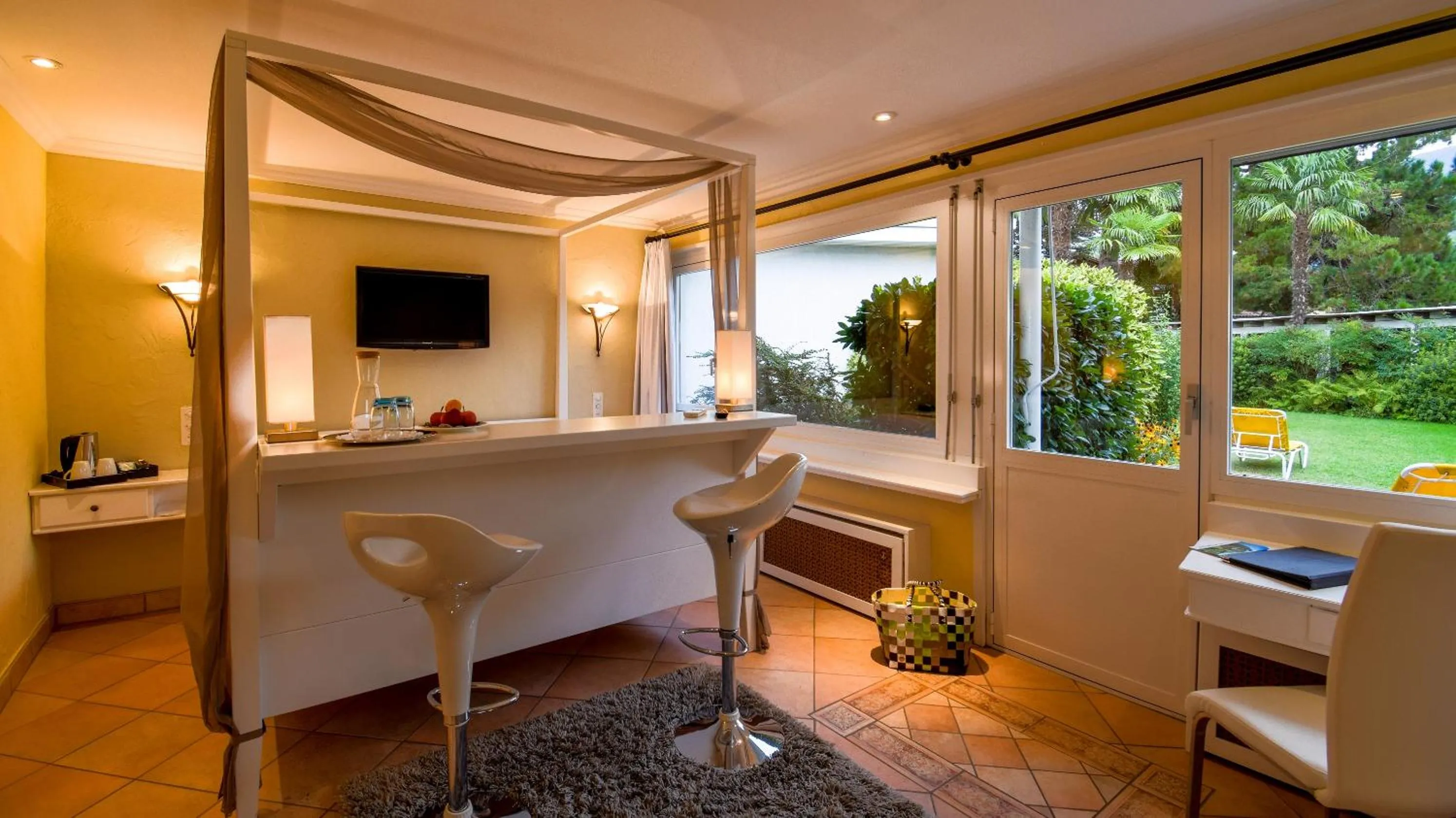 Bedroom in Albergo Losone