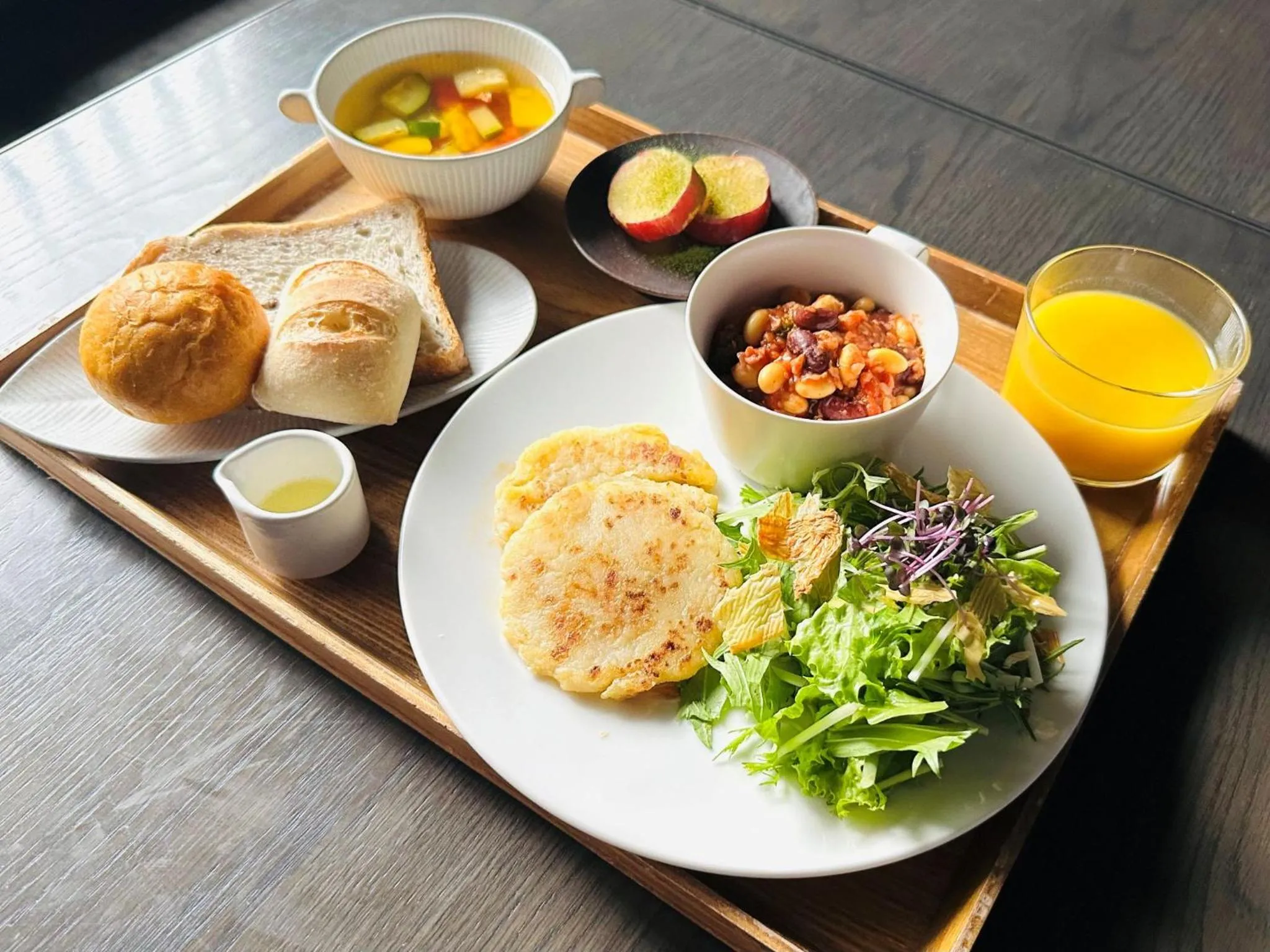 Restaurant/places to eat in hotel tou nishinotoin kyoto