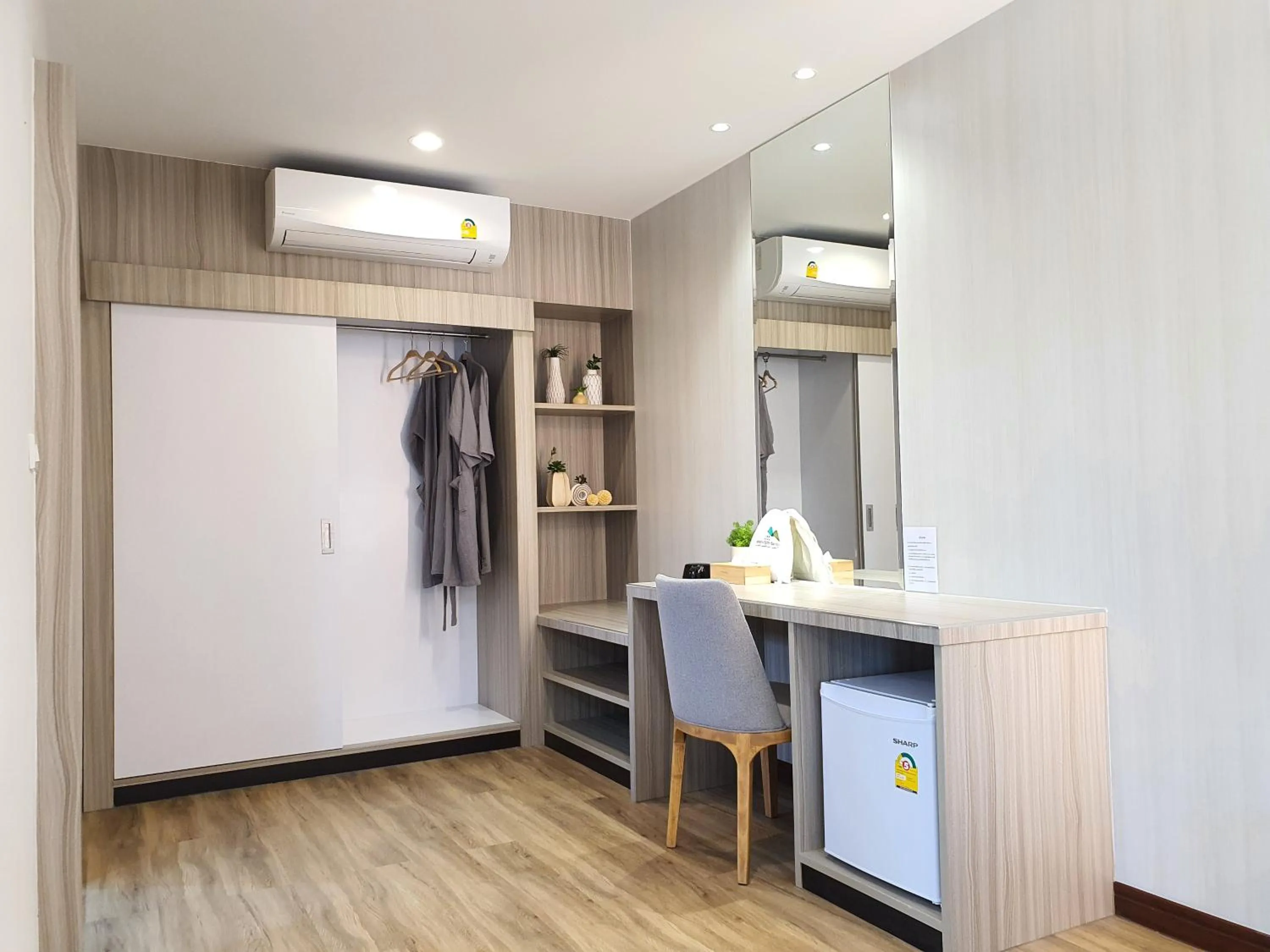 wardrobe in Soidao Good View Resort