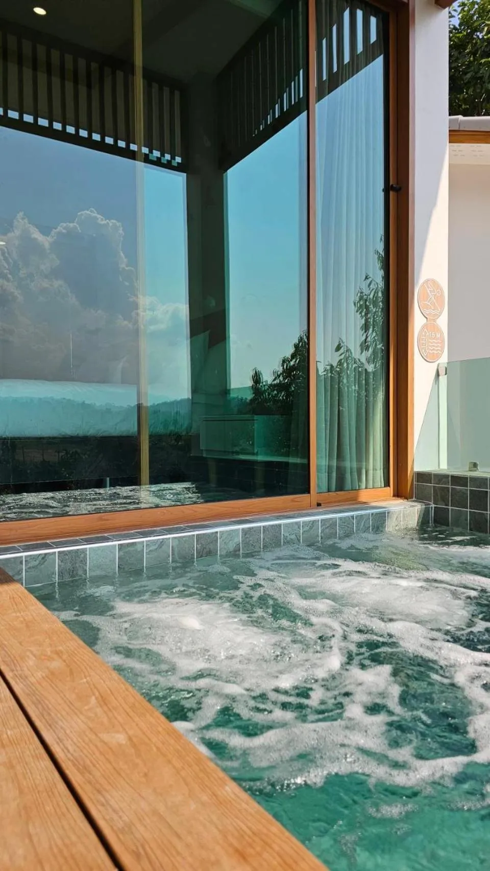 Swimming pool in Soidao Good View Resort