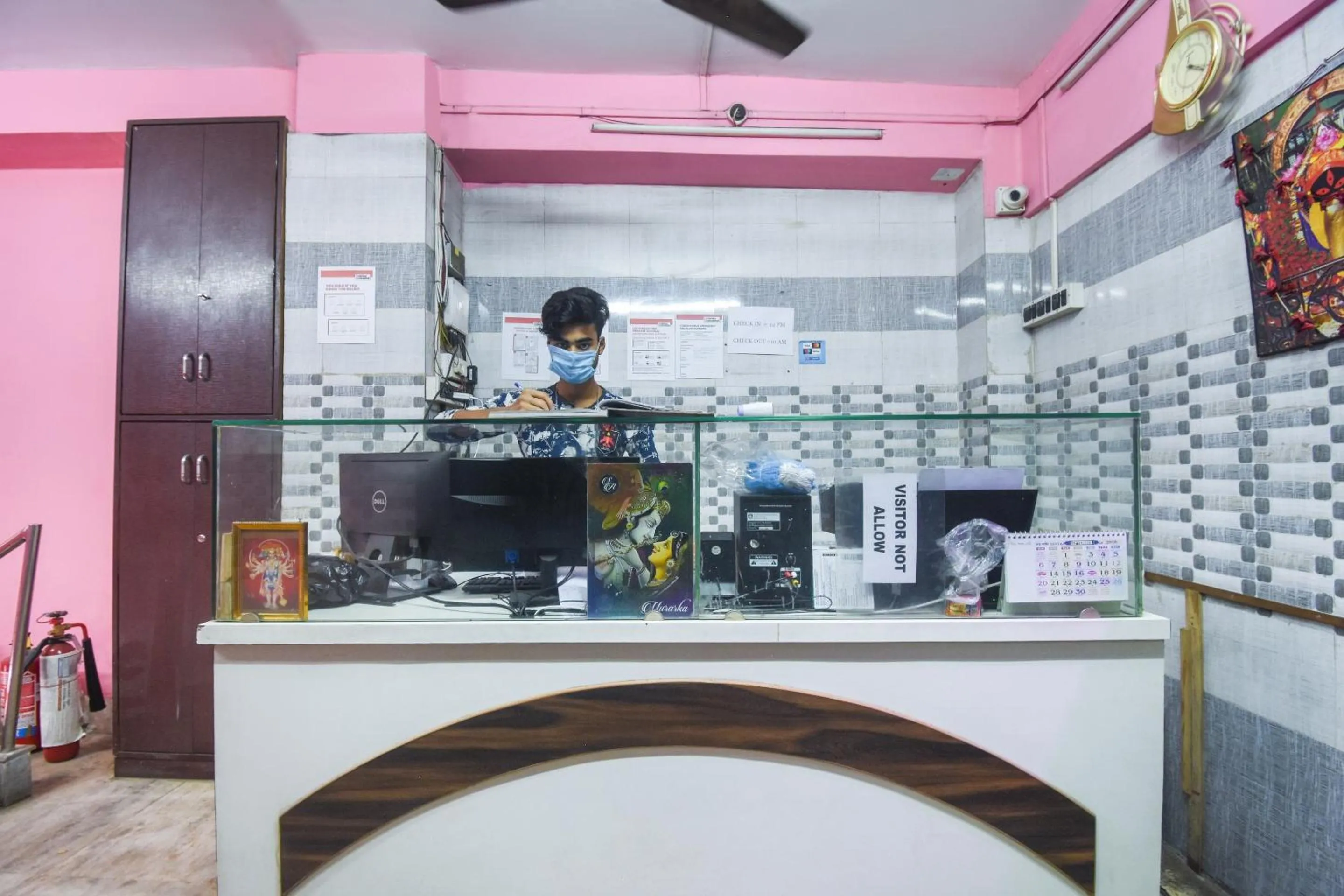 Lobby or reception in Spot On Sonar Bangla Lodge