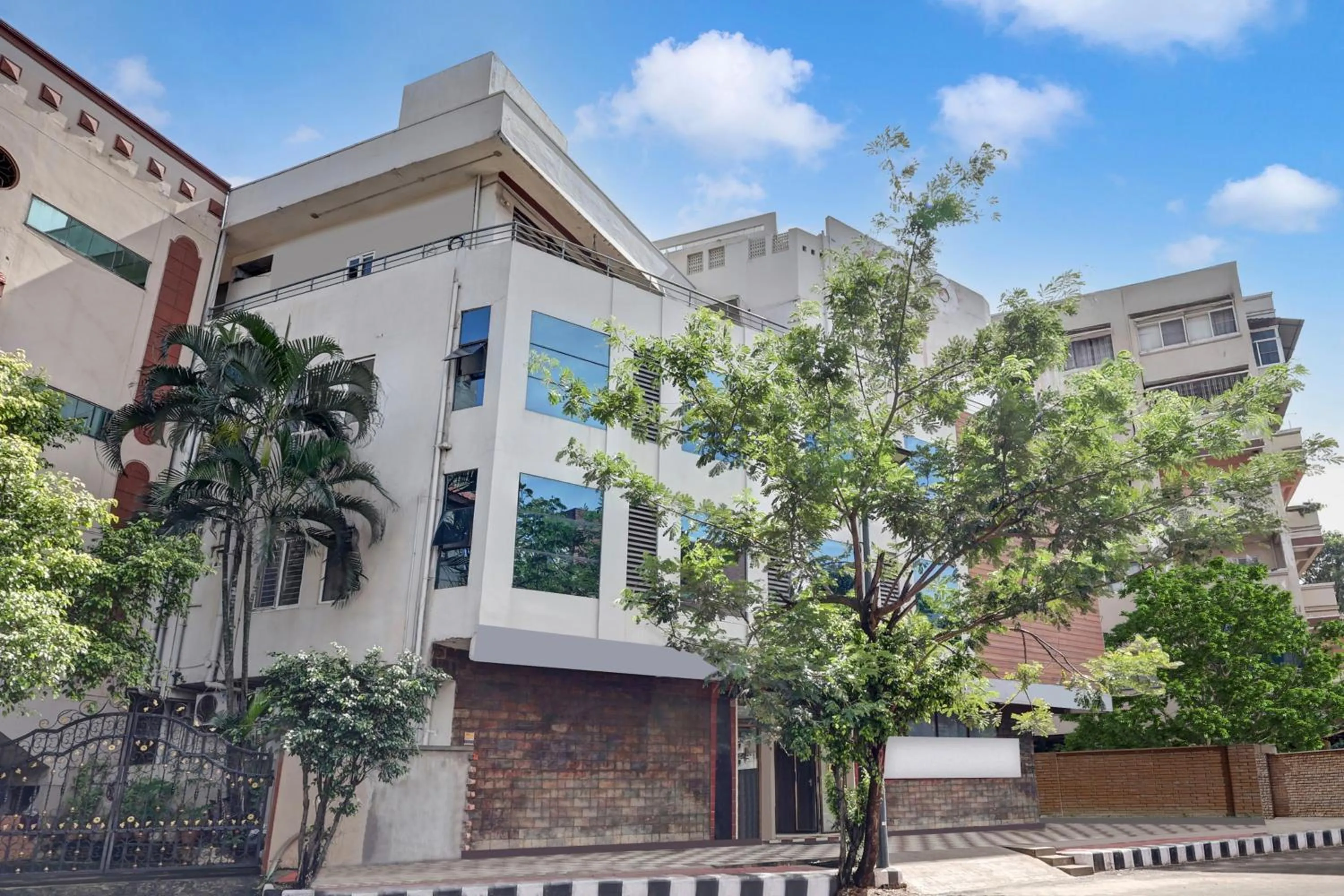 Facade/entrance in Super Collection O jagadamba Junction near Beach Road