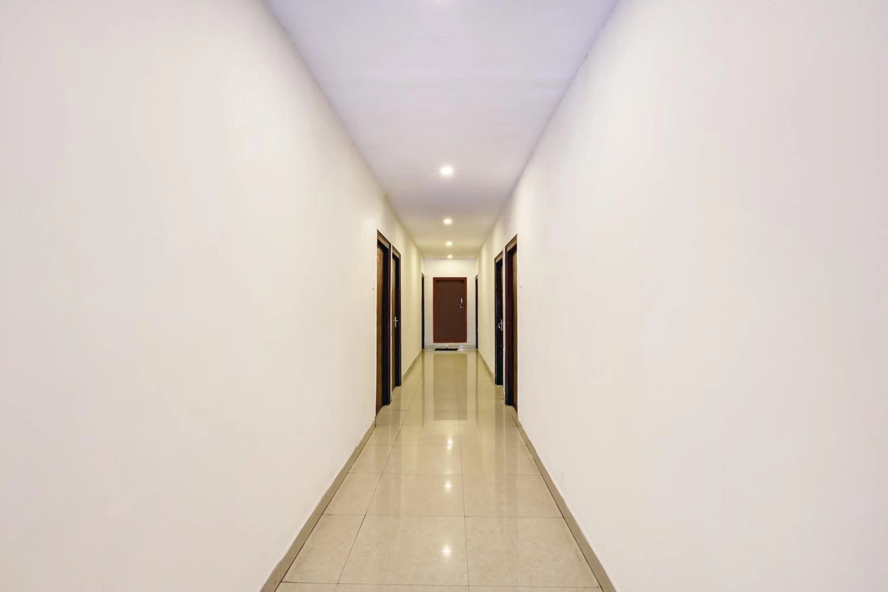 Lobby or reception in Super Collection O jagadamba Junction near Beach Road