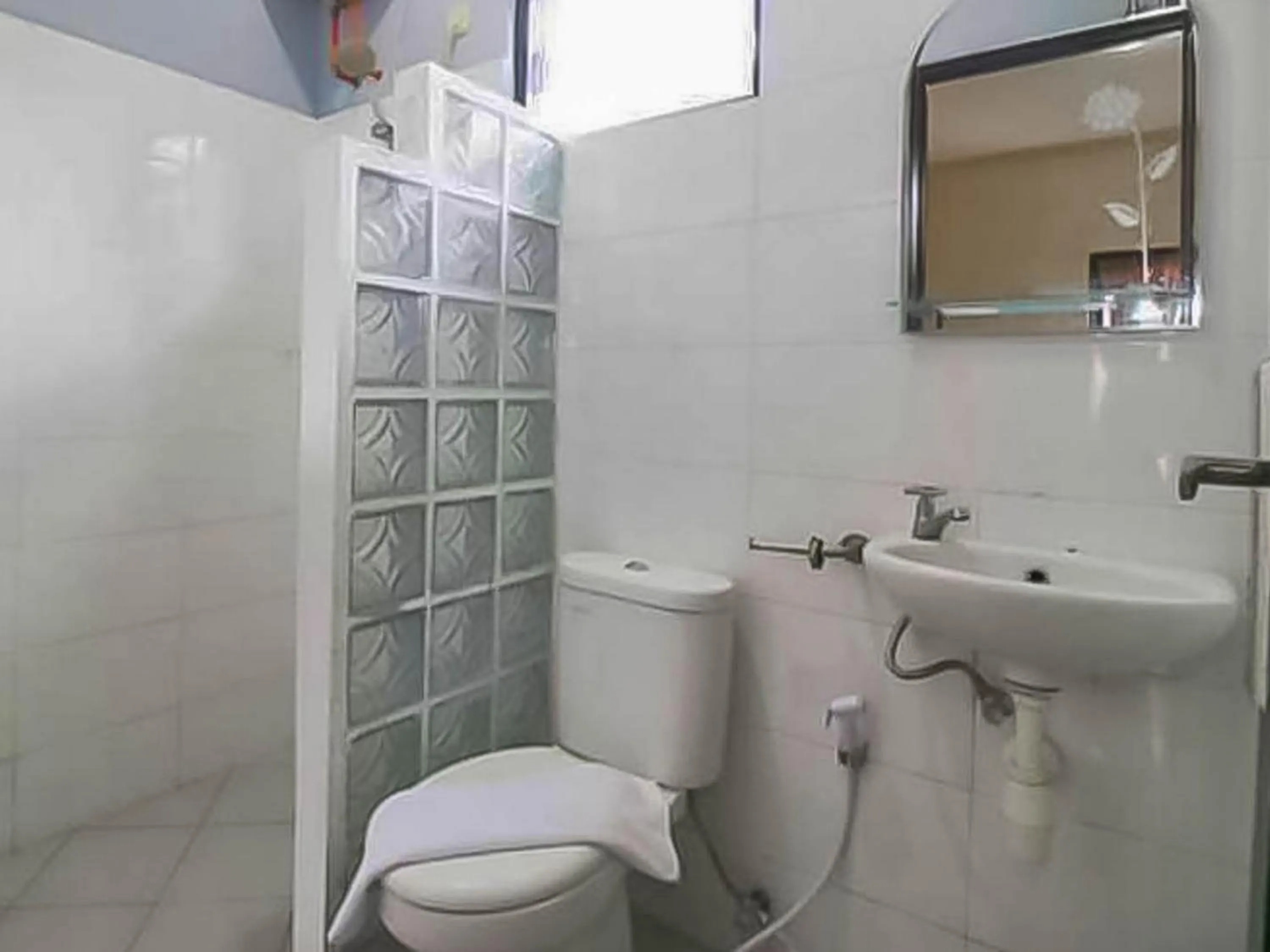 RedDoorz @ Wisma Pangrango