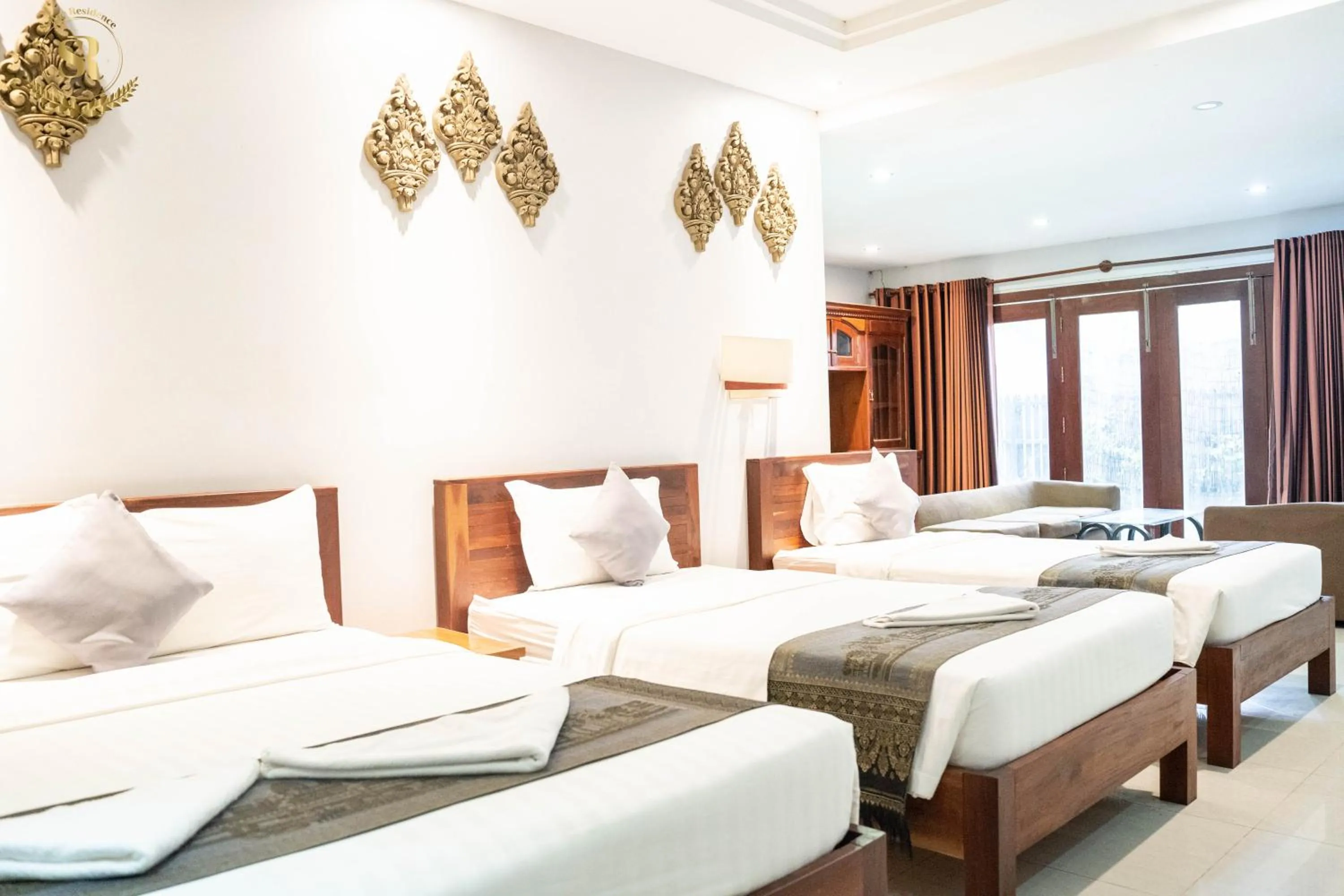 Bedroom, Bed in Saline Residence