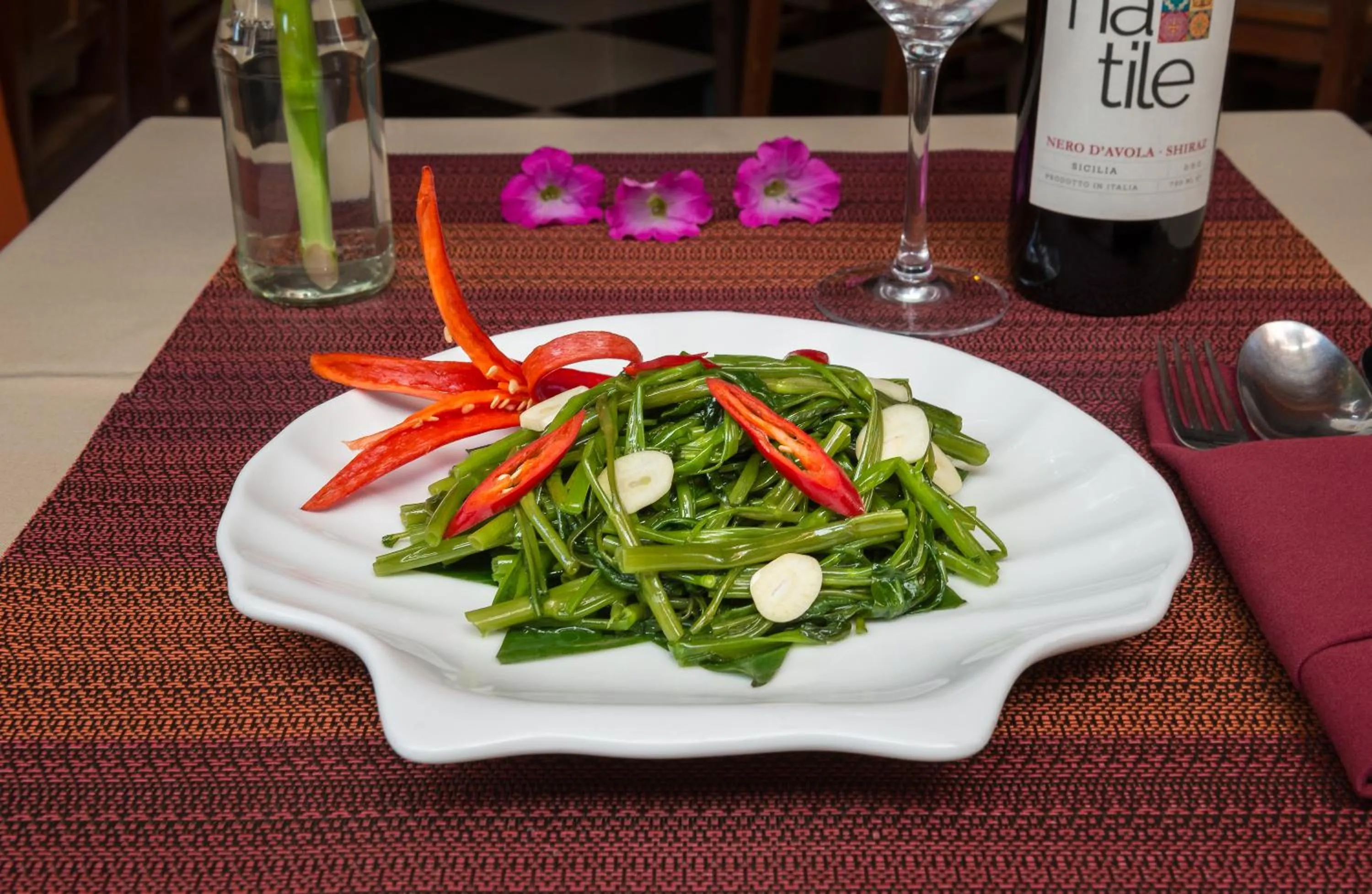 Food in Saline Residence