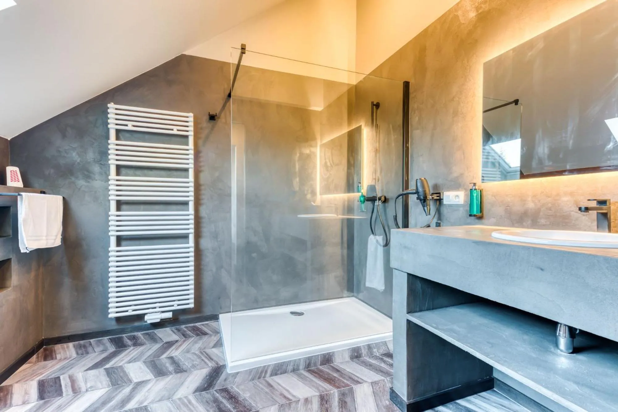 Bathroom in Les Chambres du Vieux Château