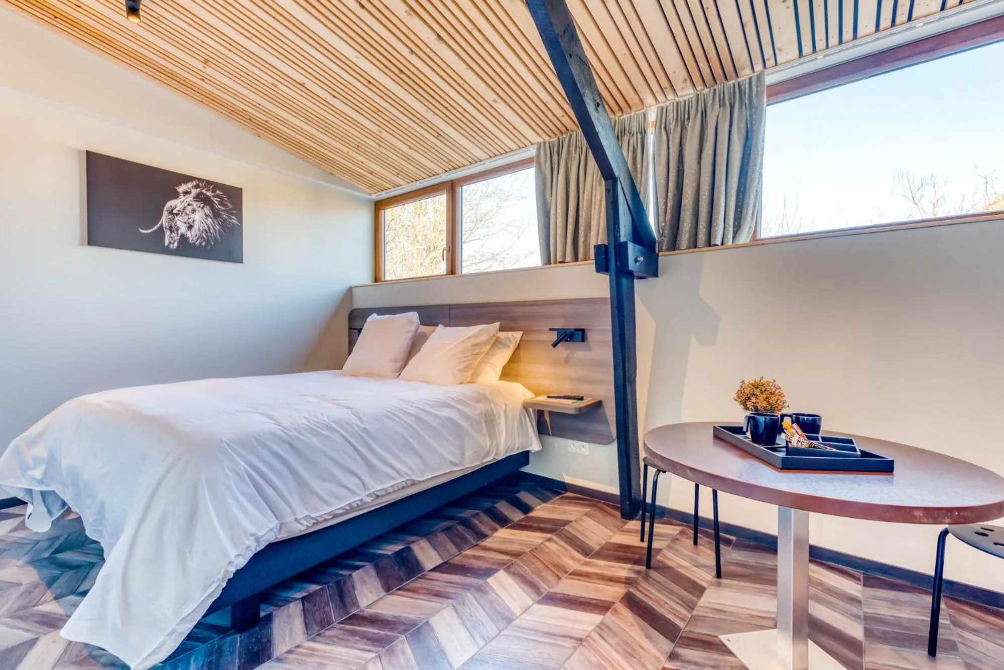 Bedroom, Bed in Les Chambres du Vieux Château