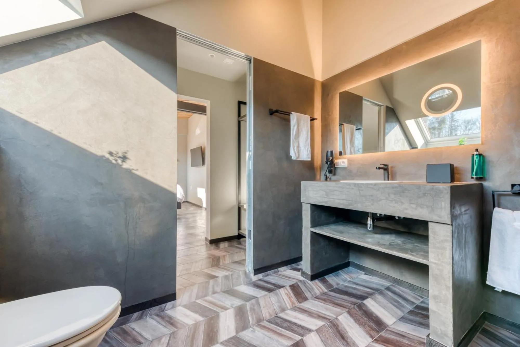 Bathroom in Les Chambres du Vieux Château