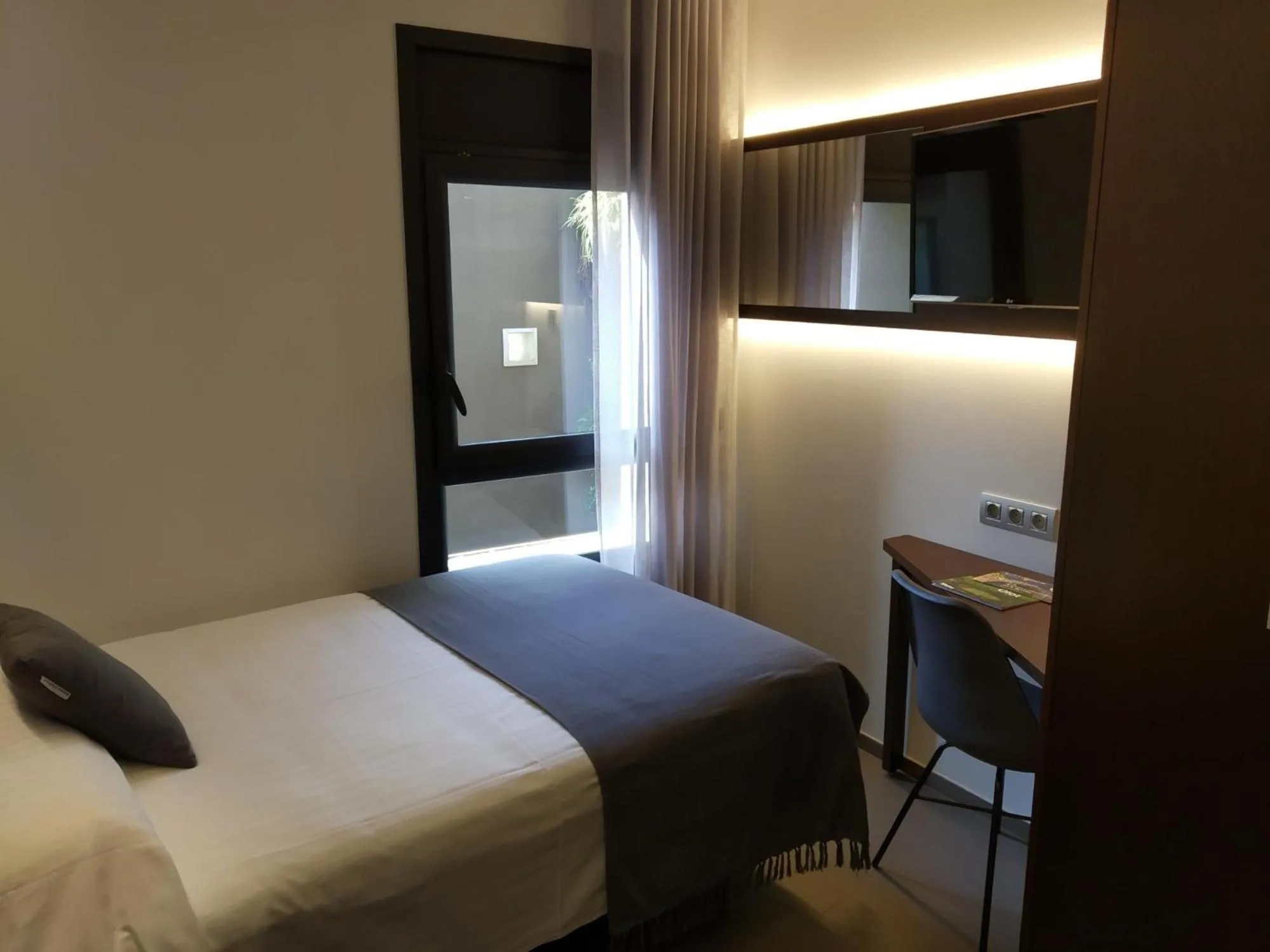 Bed in Hotel Olot Centre