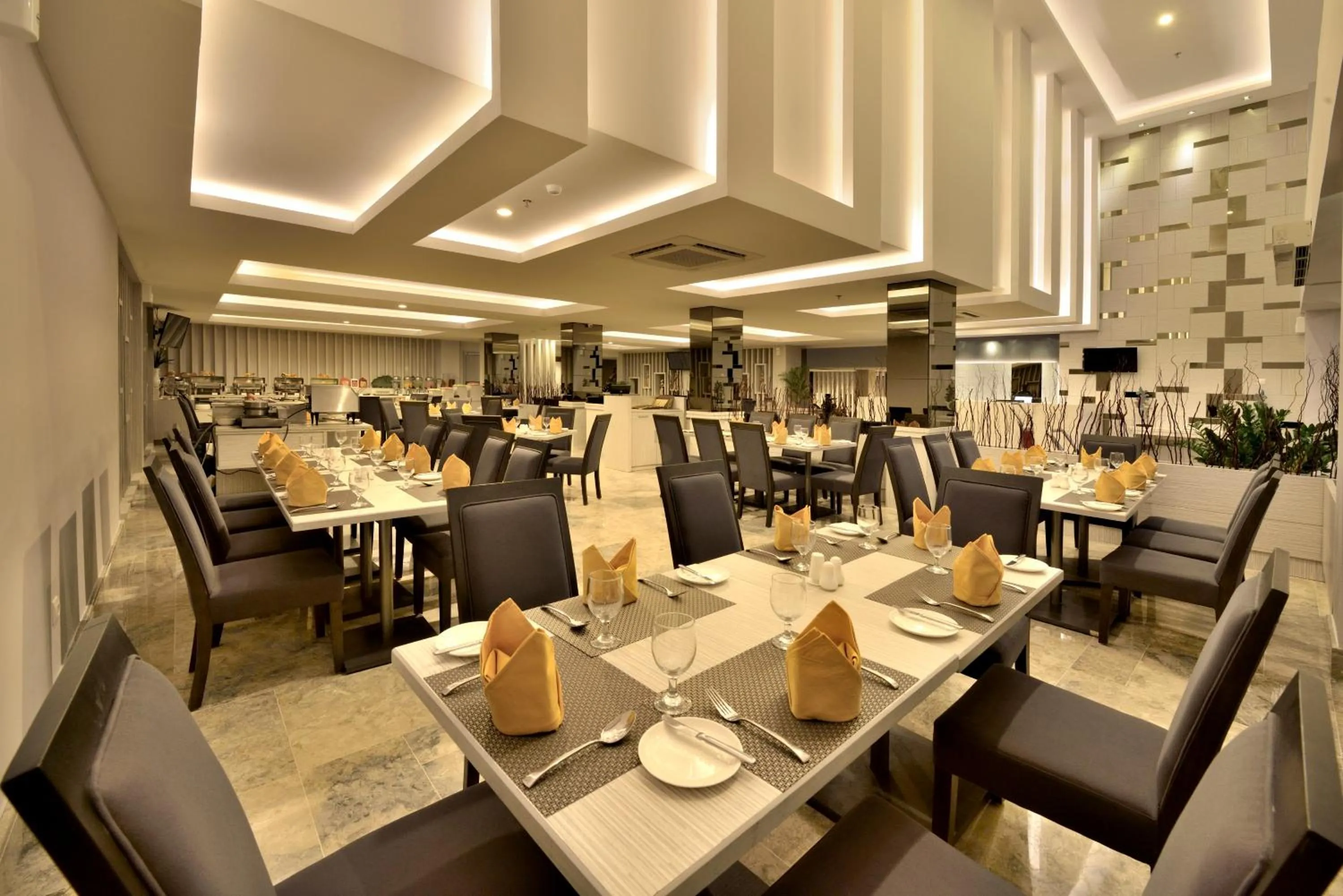 Restaurant/places to eat in Tjokro Hotel Pekanbaru