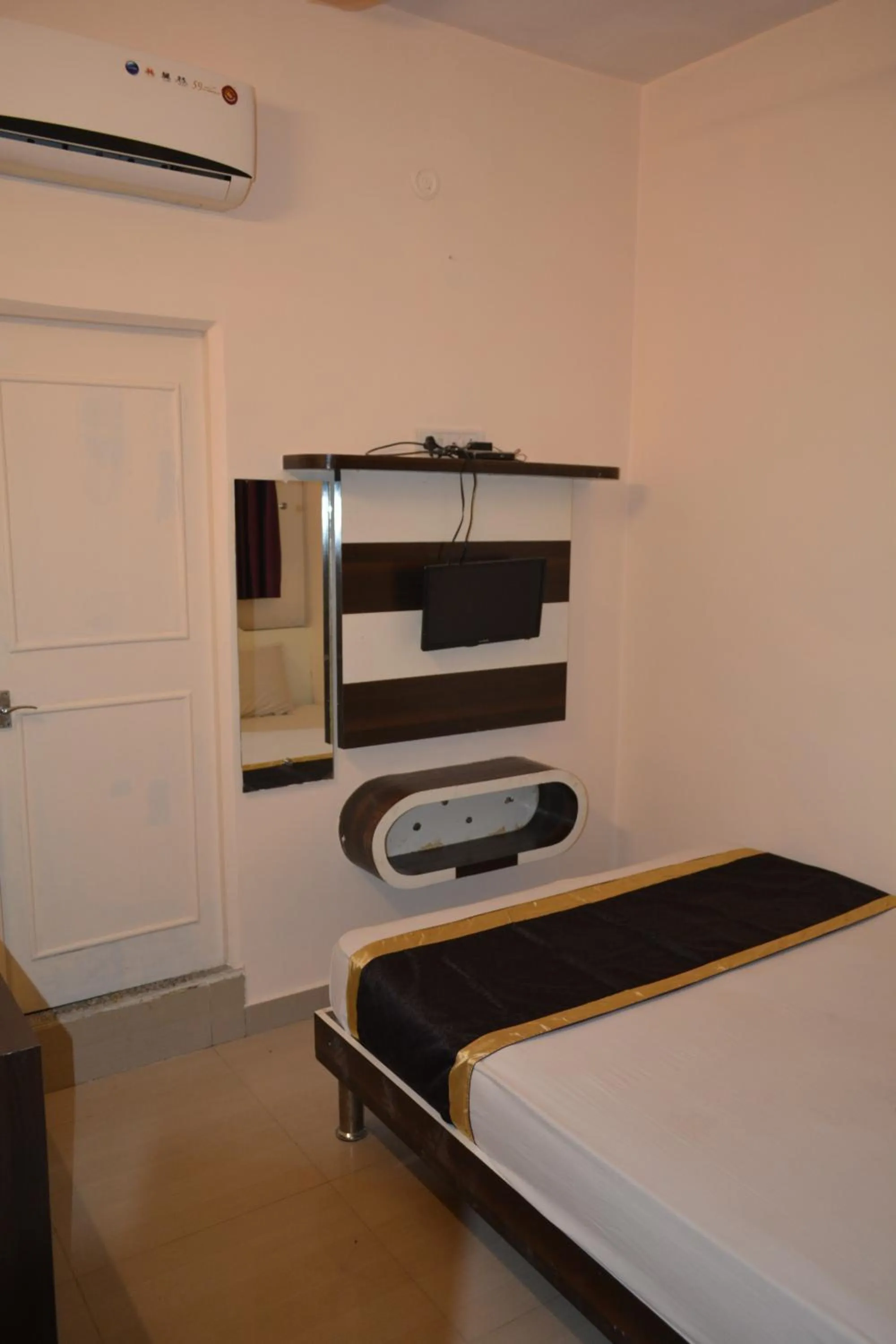 Bedroom in Hotel Comfort and Terrace Lounge