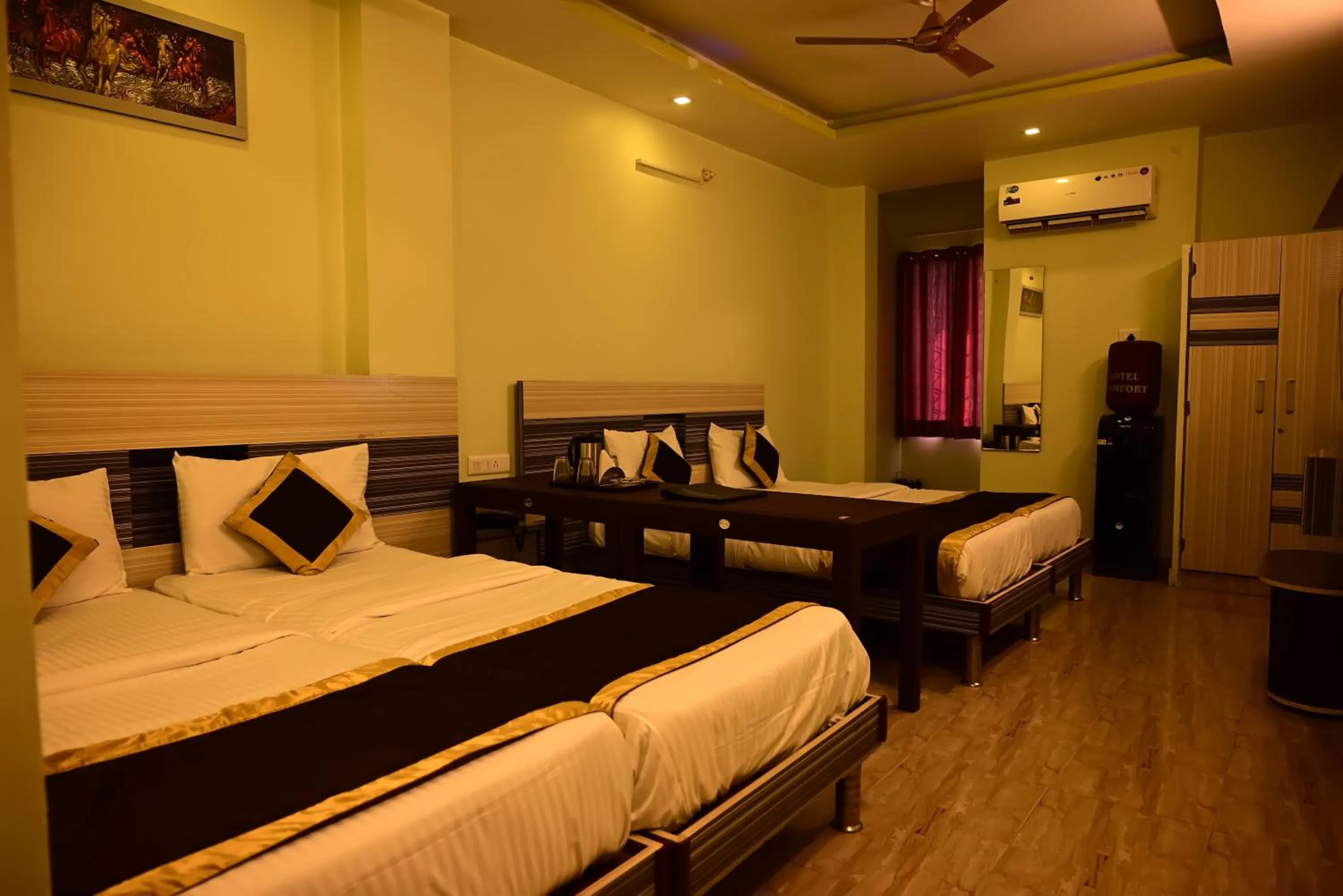 Bedroom in Hotel Comfort and Terrace Lounge