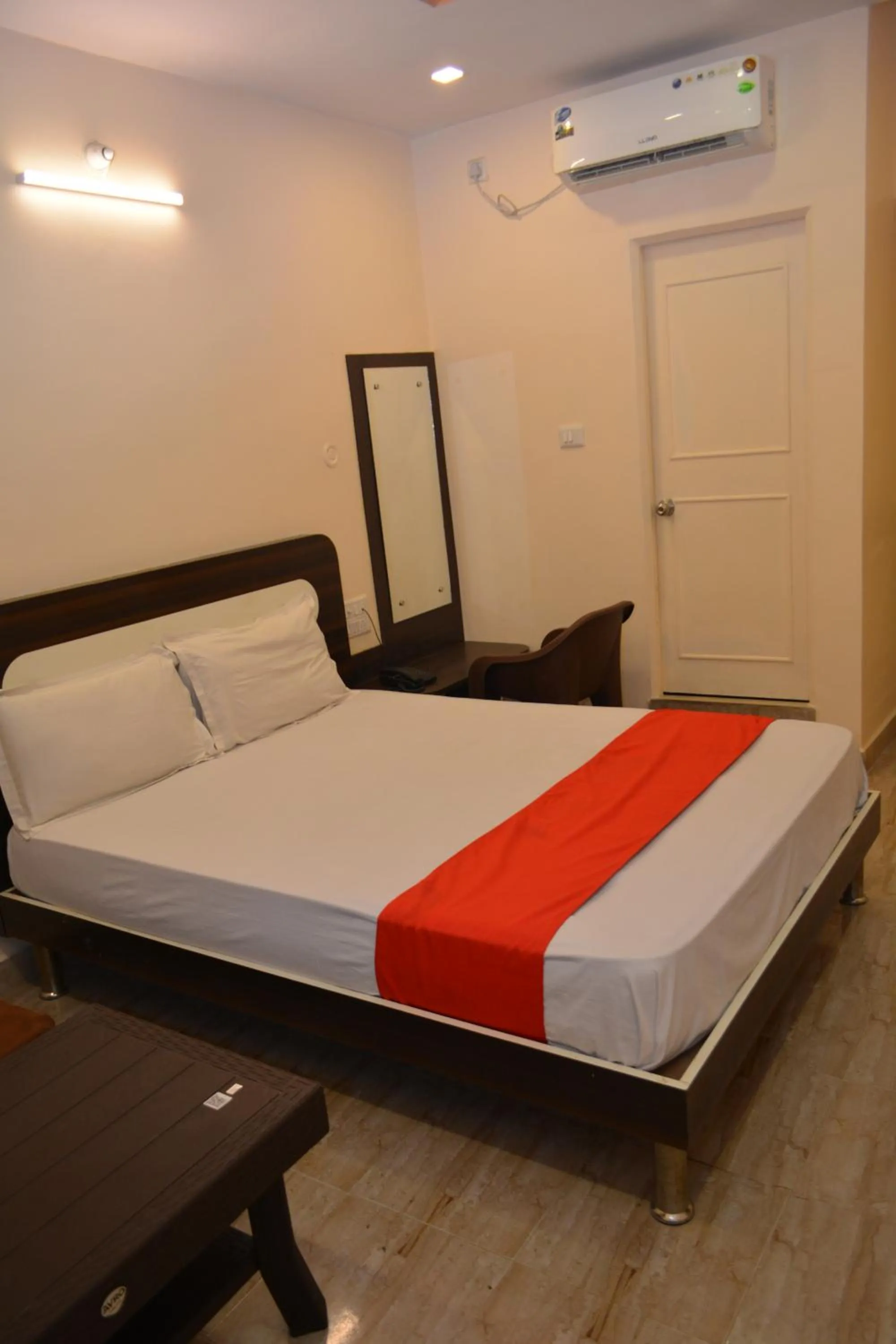 Bed in Hotel Comfort and Terrace Lounge