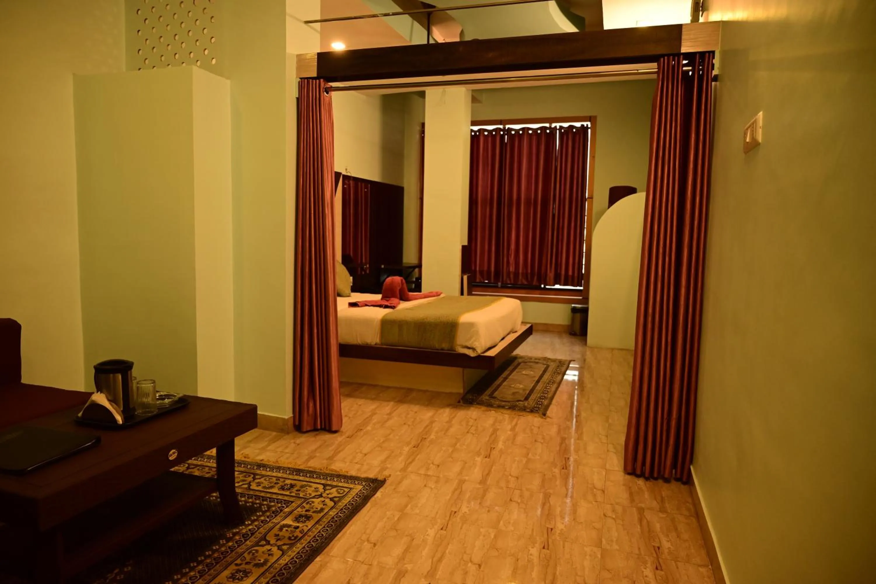 Hotel Comfort and Terrace Lounge