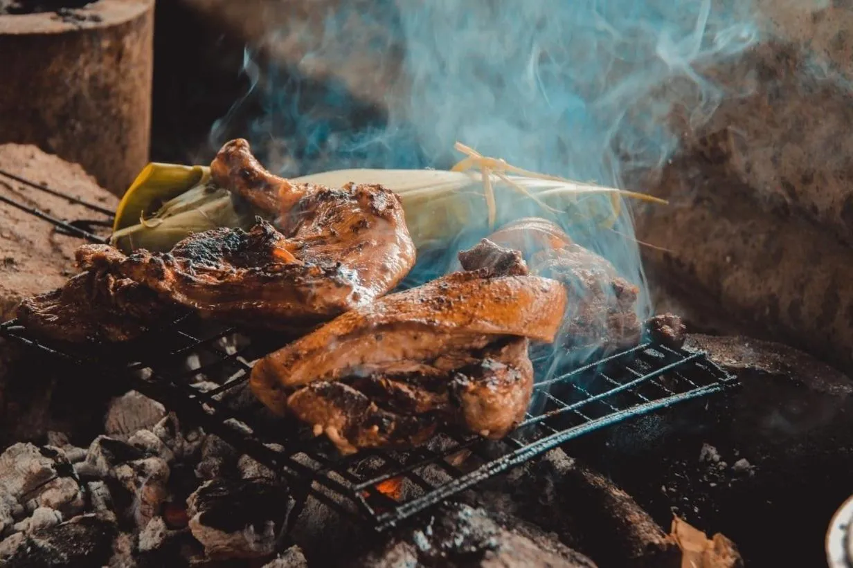 Raw Camping at Camping Paradise Singalong Mountain Garden